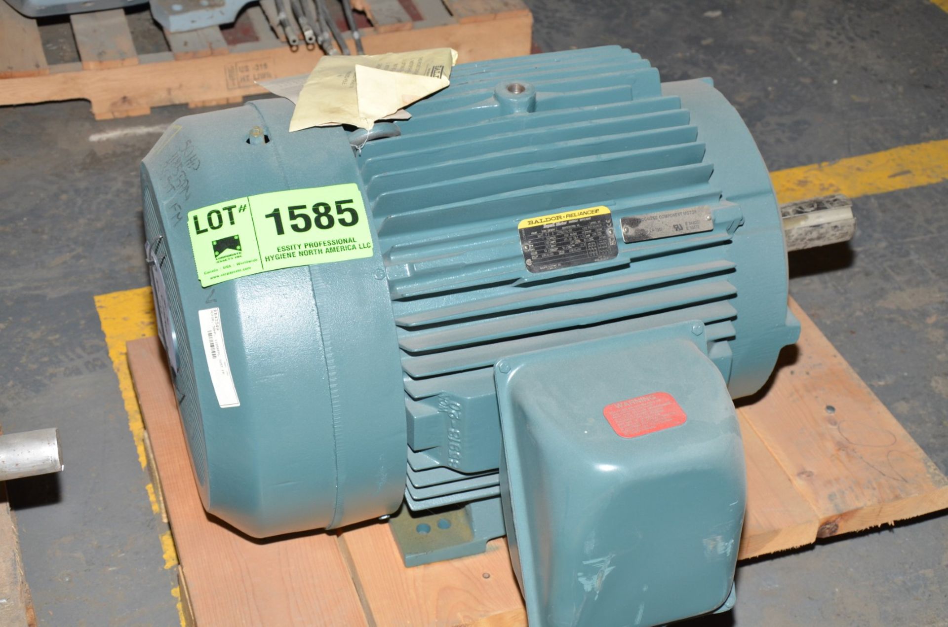 BALDOR 50 HP 1185 RPM ELECTRIC MOTOR [RIGGING FEE FOR LOT #1585 - $50 USD PLUS APPLICABLE TAXES]