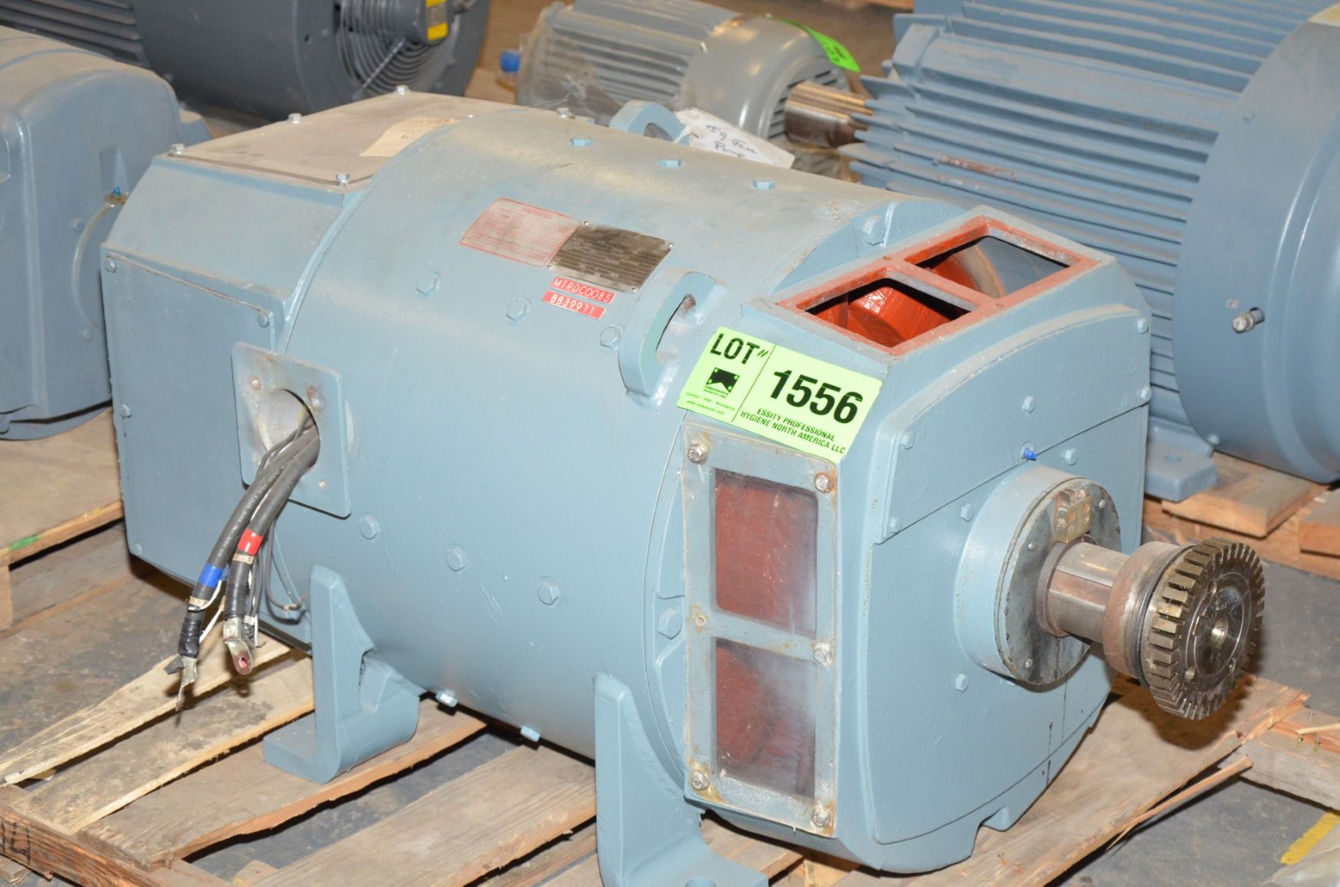 GE 150 HP 1700 RPM ELECTRIC MOTOR [RIGGING FEE FOR LOT #1556 - $50 USD PLUS APPLICABLE TAXES]