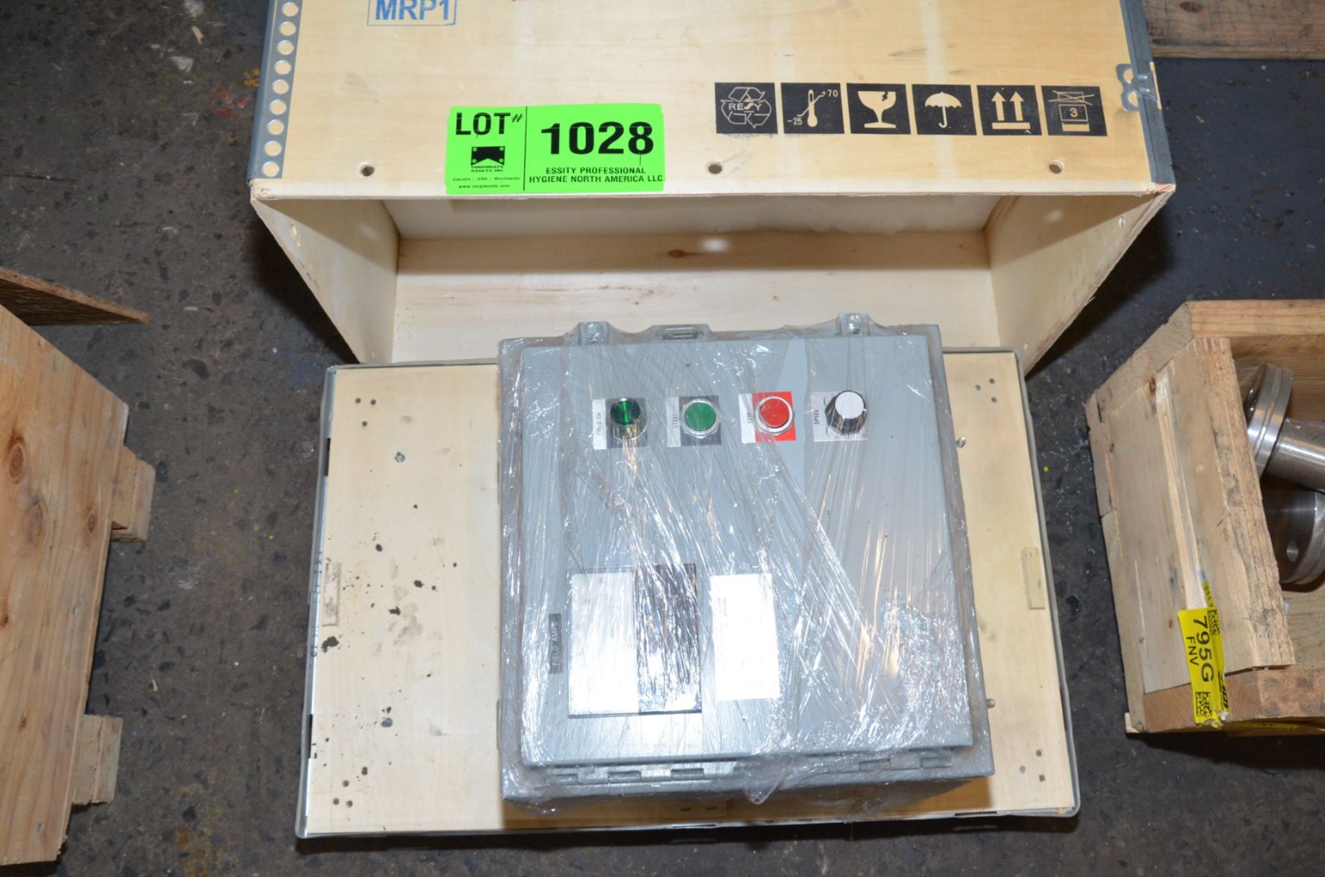 SABINA MOTORS AND CONTROLS CONTROL PANEL [RIGGING FEE FOR LOT #1028 - $25 USD PLUS APPLICABLE