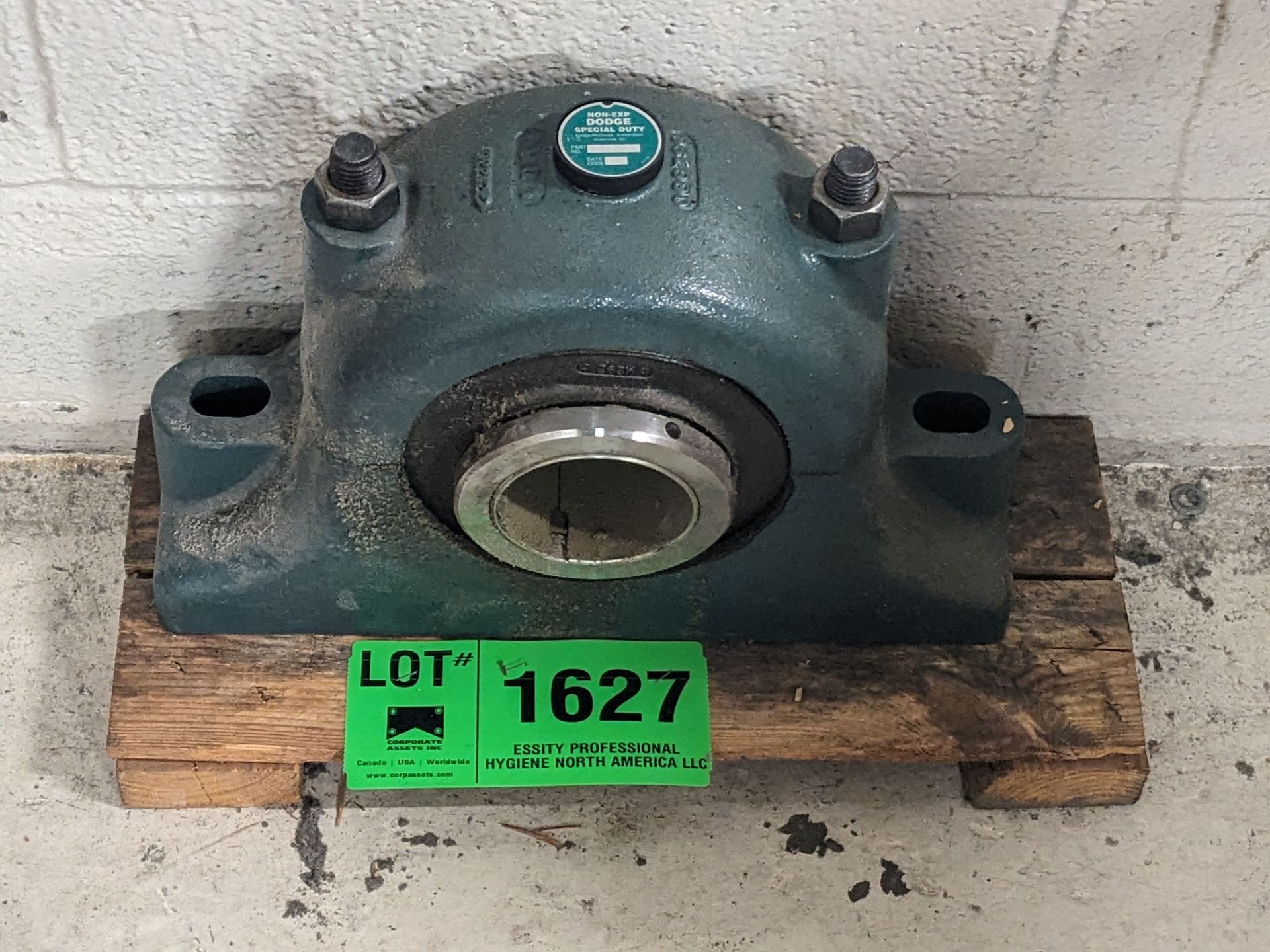 PILLOW BLOCK BEARING [RIGGING FEE FOR LOT #1627 - $25 USD PLUS APPLICABLE TAXES]