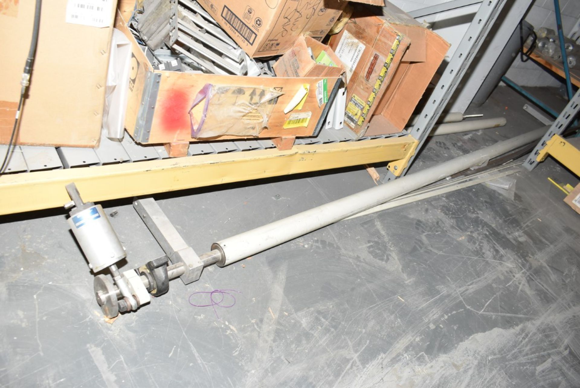 LOT/ CONTENTS OF SHELF - INCLUDING BRACKETS, HARDWARE, SPARE PARTS [RIGGING FEE FOR LOT #1796 - $ - Image 4 of 4