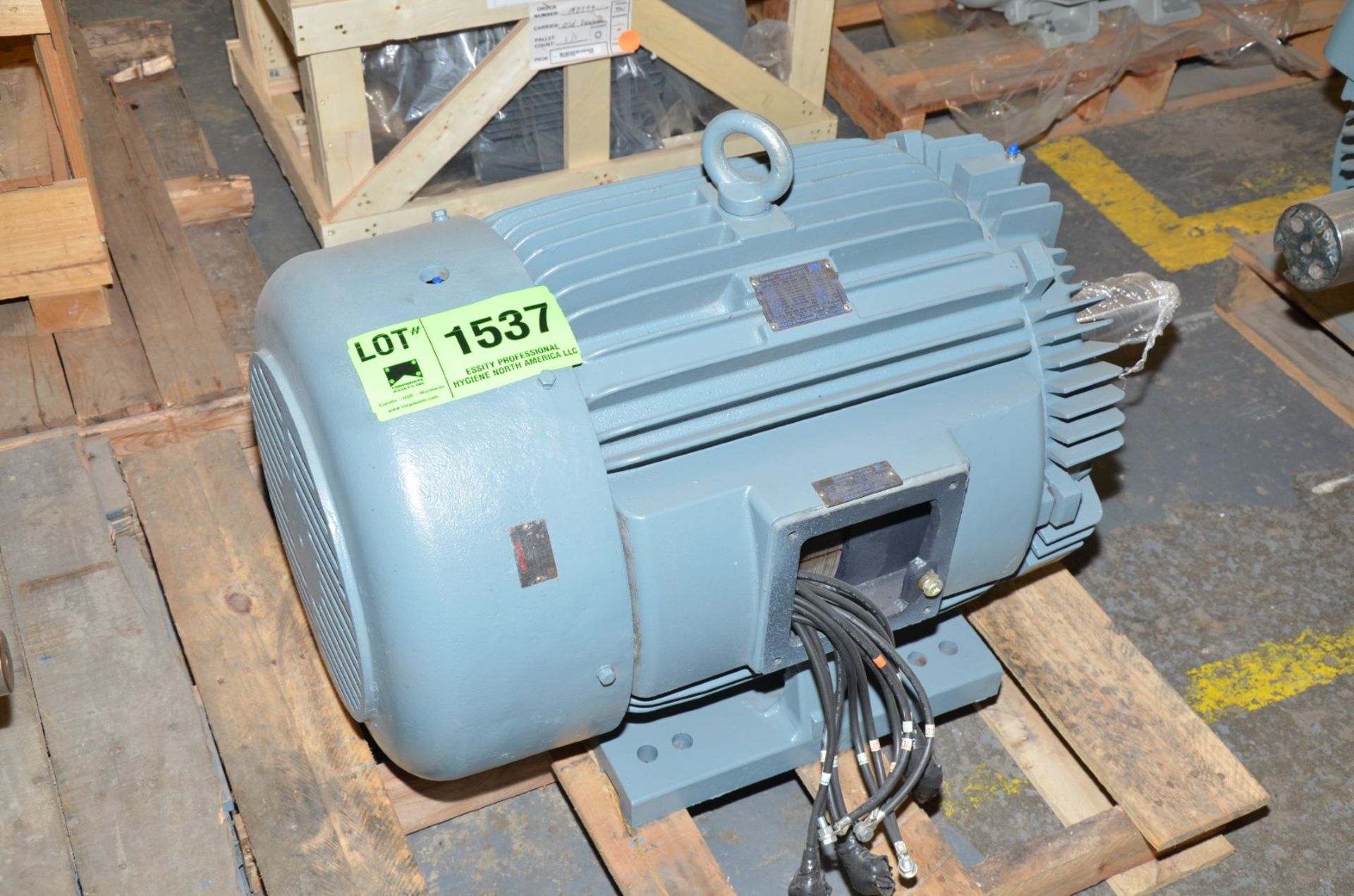 TECO 100 HP 1775 RPM 460V ELECTRIC MOTOR [RIGGING FEE FOR LOT #1537 - $50 USD PLUS APPLICABLE - Image 2 of 3