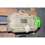 GE 15 HP 1775 RPM 460V ELECTRIC MOTOR [RIGGING FEE FOR LOT #1530 - $25 USD PLUS APPLICABLE TAXES]
