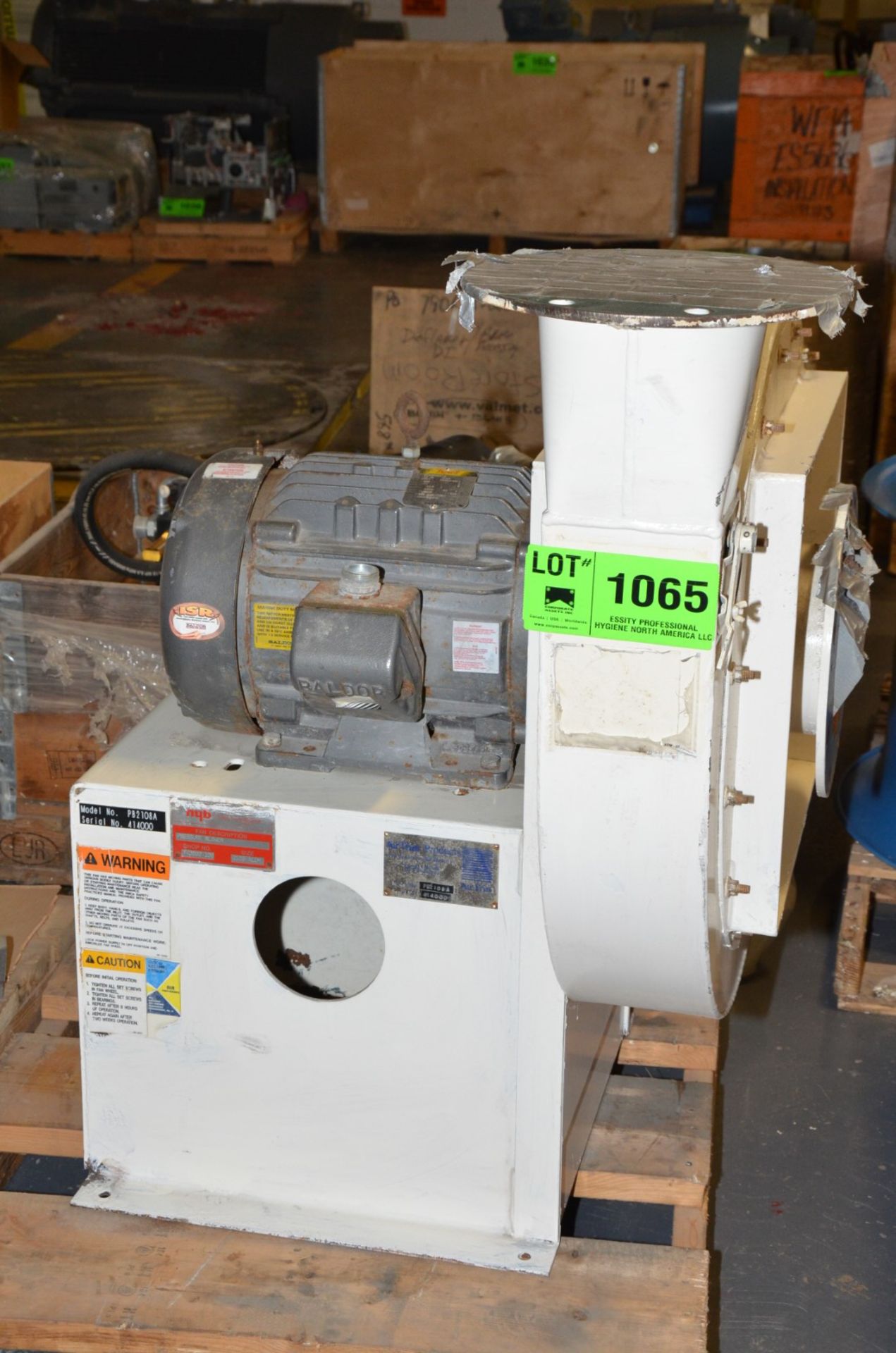 AIR TRIM 20 HP BLOWER [RIGGING FEE FOR LOT #1065 - $25 USD PLUS APPLICABLE TAXES]