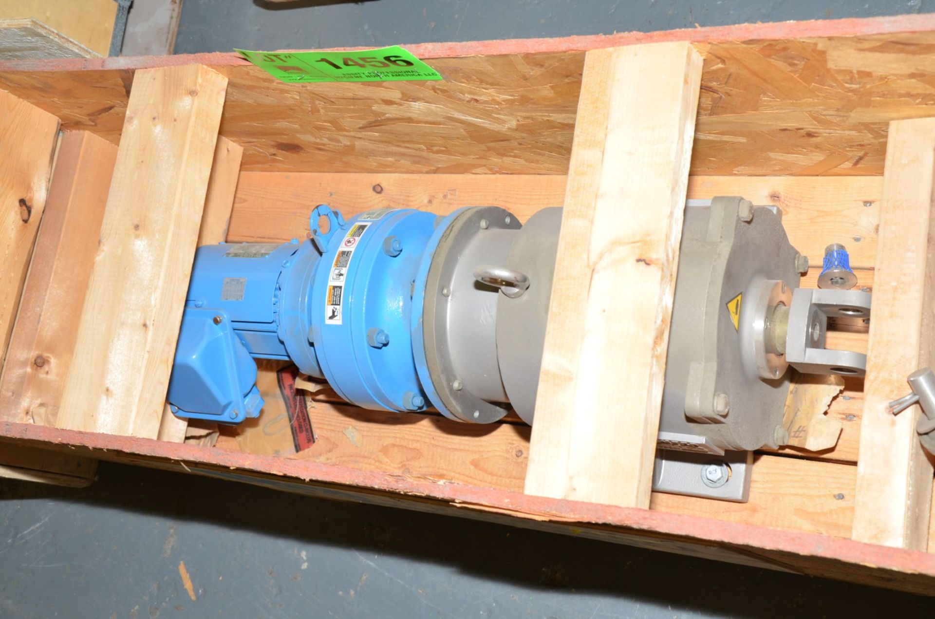 JAMES ROSS ELECTRIC POWER ACTUATOR [RIGGING FEE FOR LOT #1456 - $25 USD PLUS APPLICABLE TAXES] - Image 2 of 5