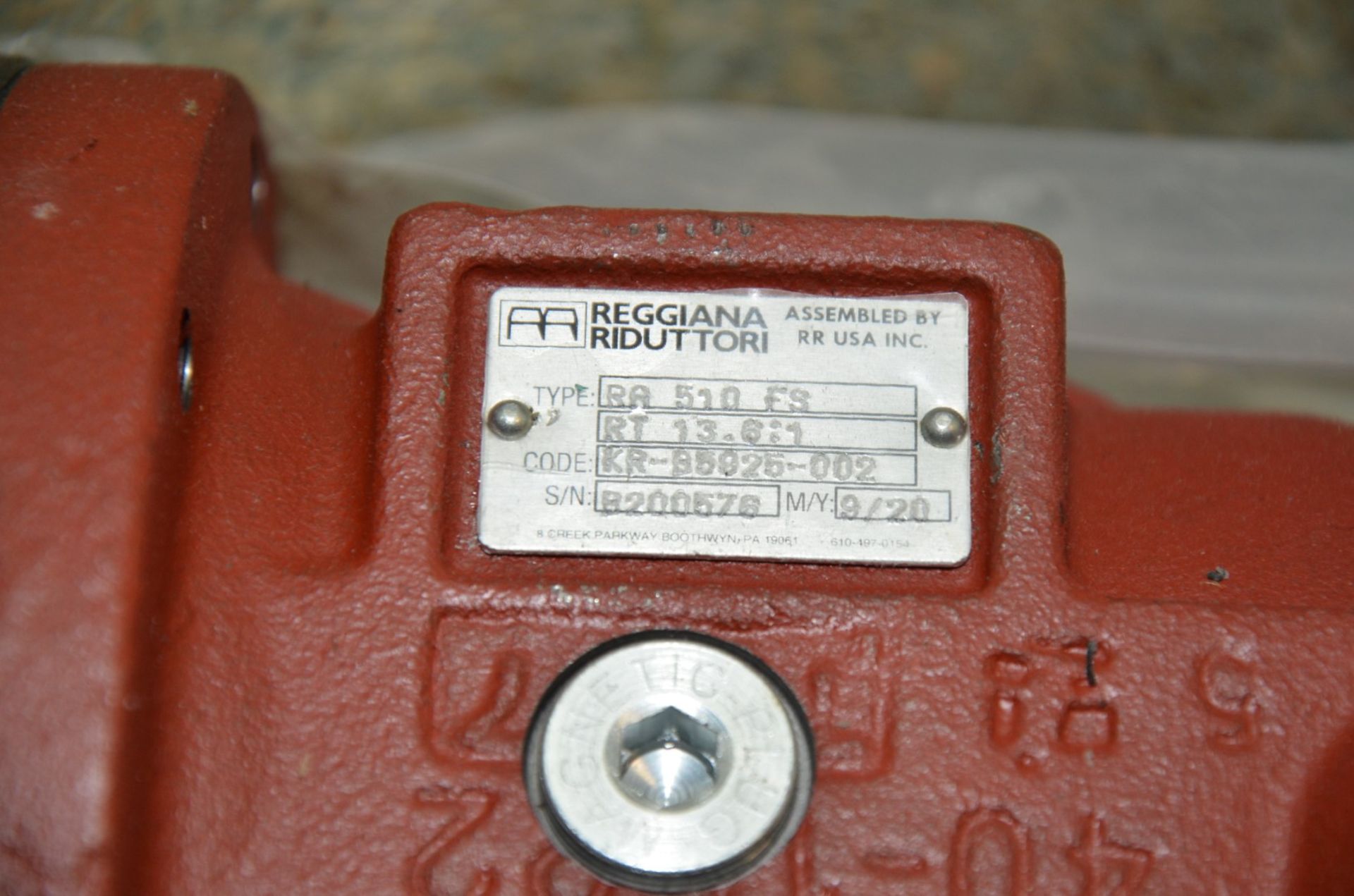 RBGGIANA PLANETARY GEARBOX [RIGGING FEE FOR LOT #1588 - $25 USD PLUS APPLICABLE TAXES] - Image 2 of 2