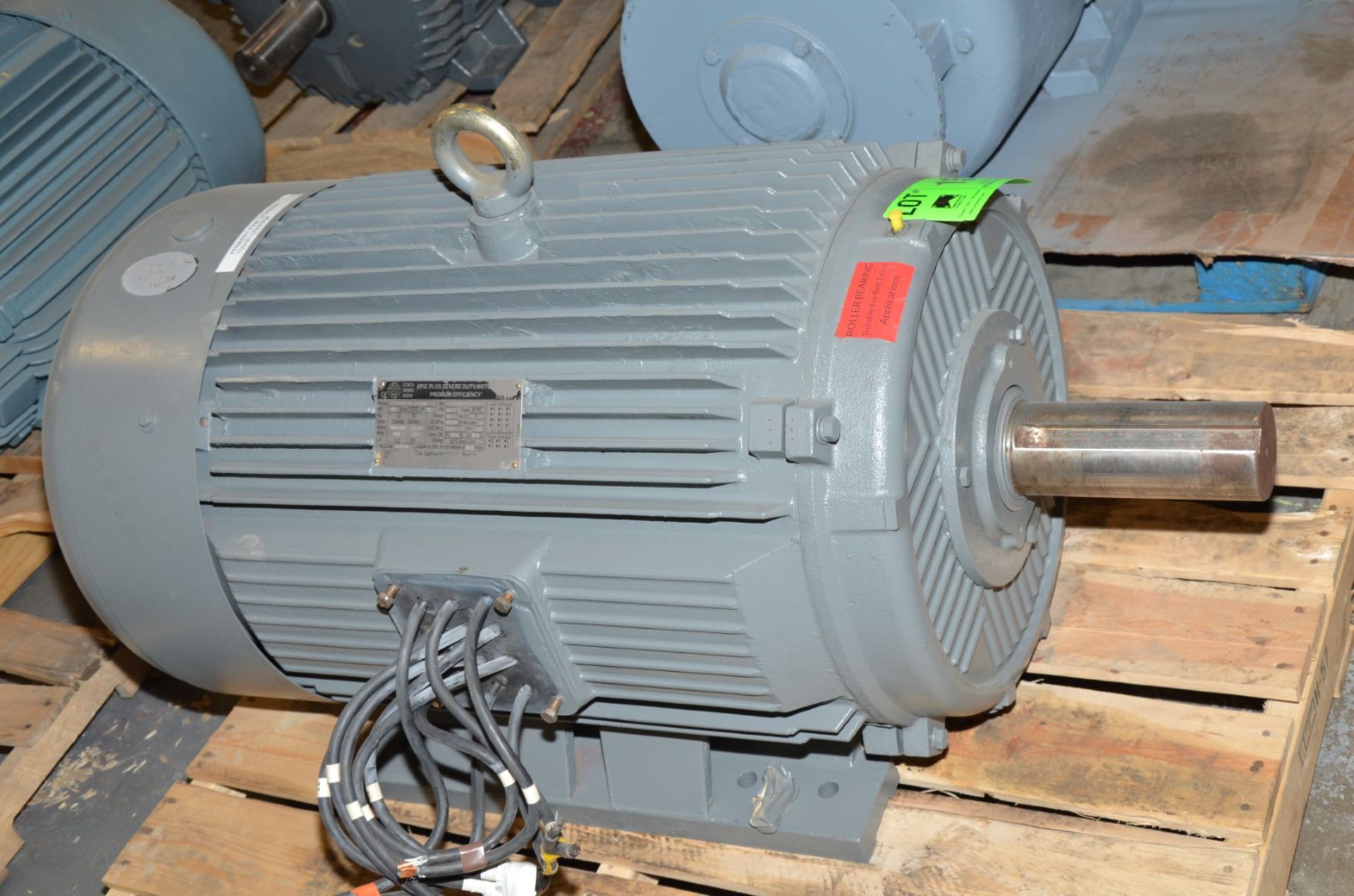 WORLDWIDE 150 HP 1190 RPM ELECTRIC MOTOR [RIGGING FEE FOR LOT #1559 - $50 USD PLUS APPLICABLE - Image 2 of 4