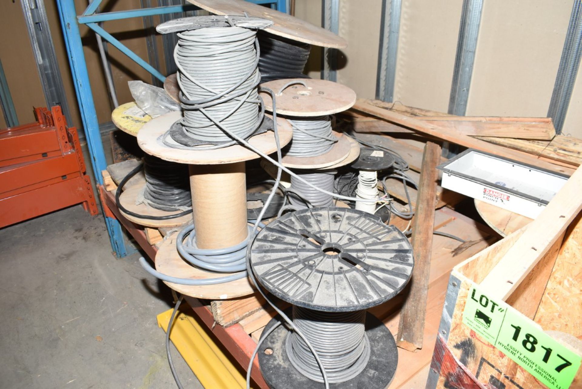 LOT/ CONTENTS OF SHELF - INCLUDING ELECTRICAL WIRE/CABLE, SPARE MOTOR, SPARE PARTS [RIGGING FEE - Image 3 of 3