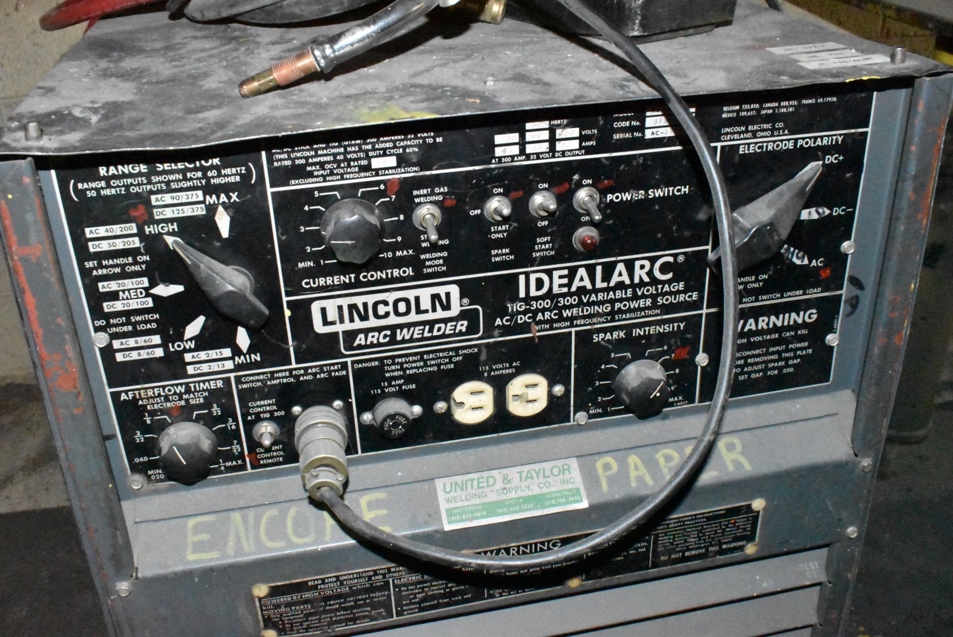 LINCOLN TIG 300 AC/DC PORTABLE TIG WELDER WITH TORCH, CABLES AND GUN, S/N AC-878082 (CI) [RIGGING - Image 2 of 4