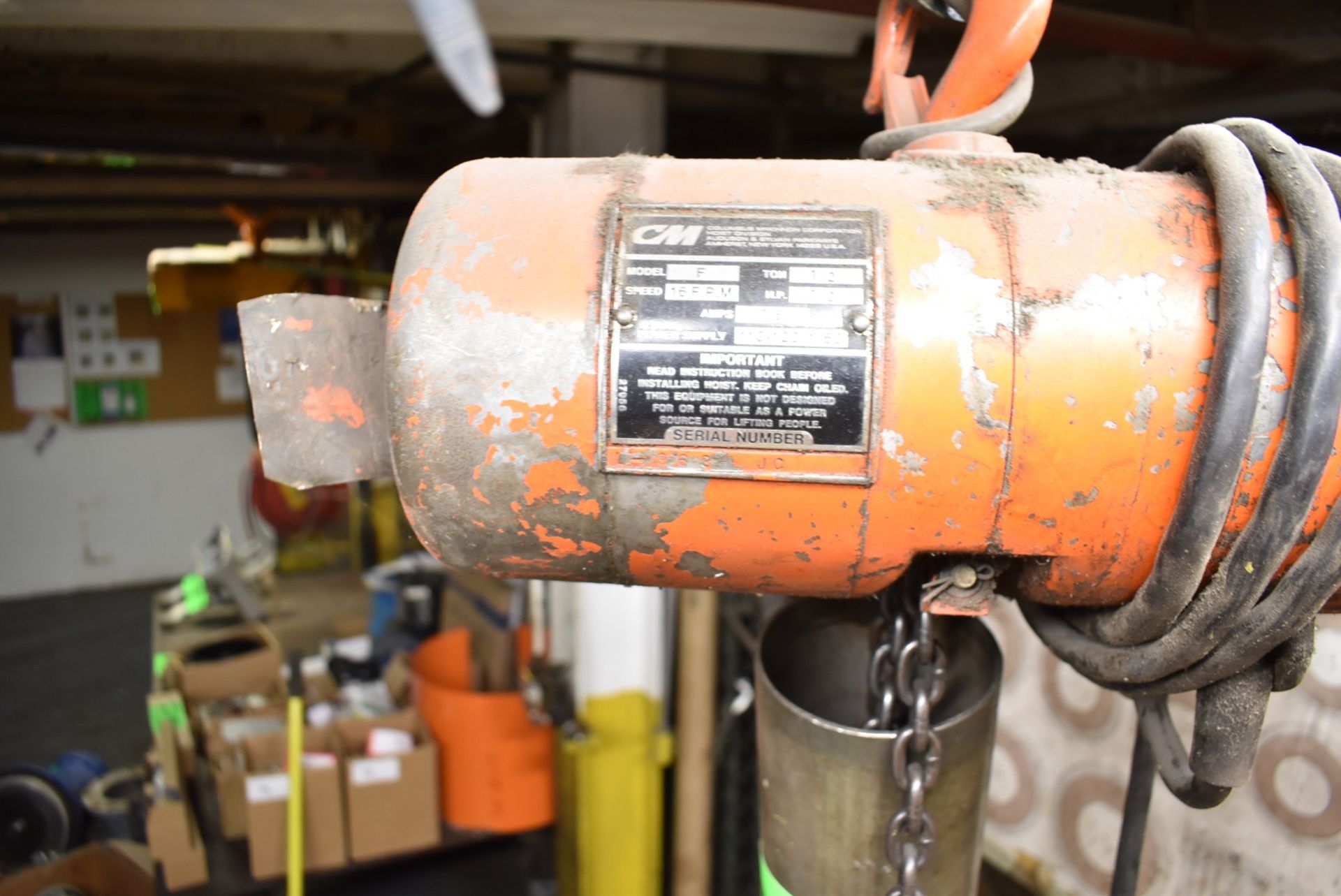 CM 1/2 TON ELECTRIC HOIST WITH PENDENT CONTROL, S/N N/A (CI) [RIGGING FEES FOR LOT #2069 - $100 - Bild 2 aus 3