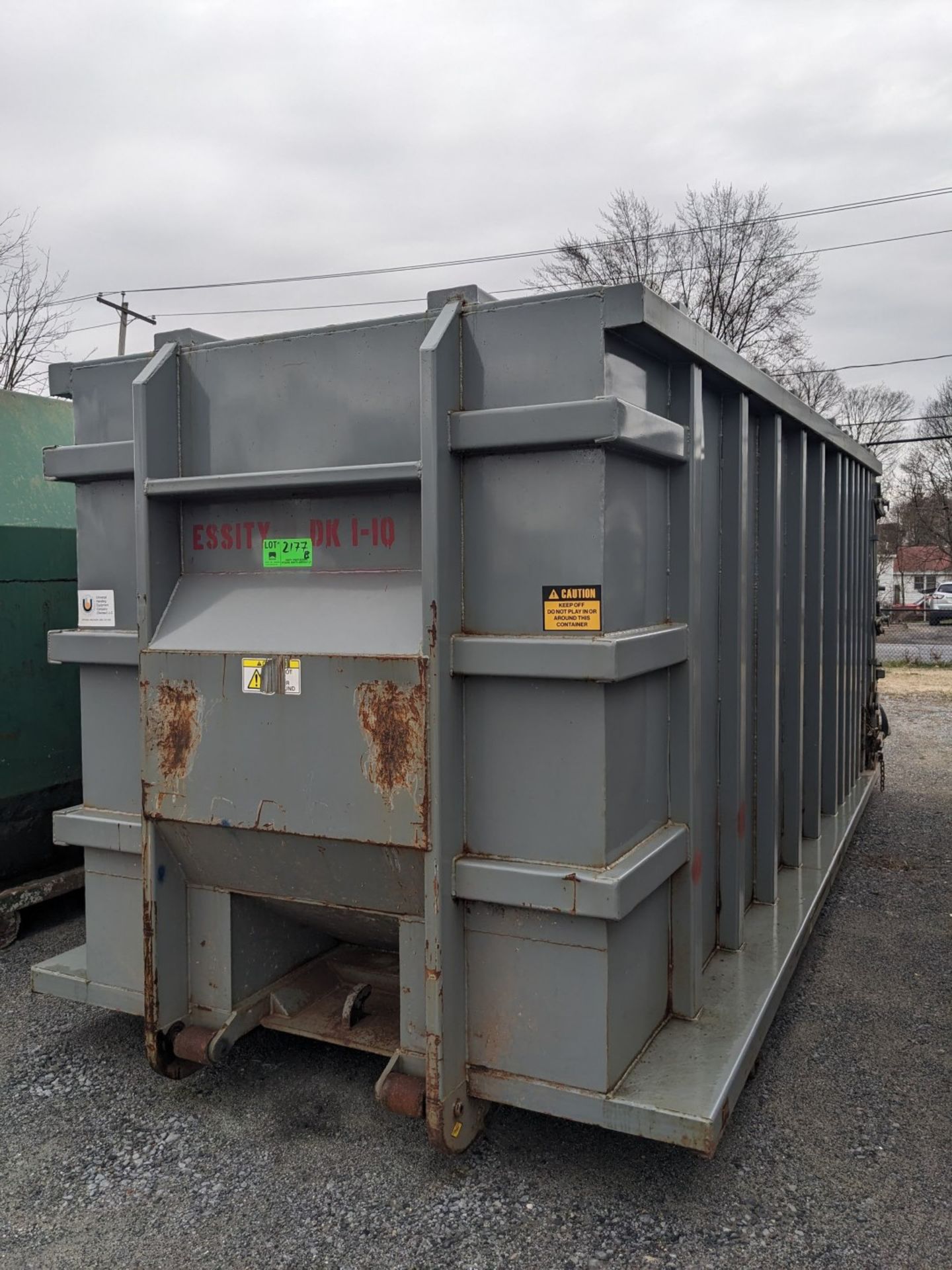 STATIONARY COMPACTOR ROLL-OFF BIN WITH APPROX. 40 CU/YRD CAPACITY (CI) [RIGGING FEES FOR LOT #