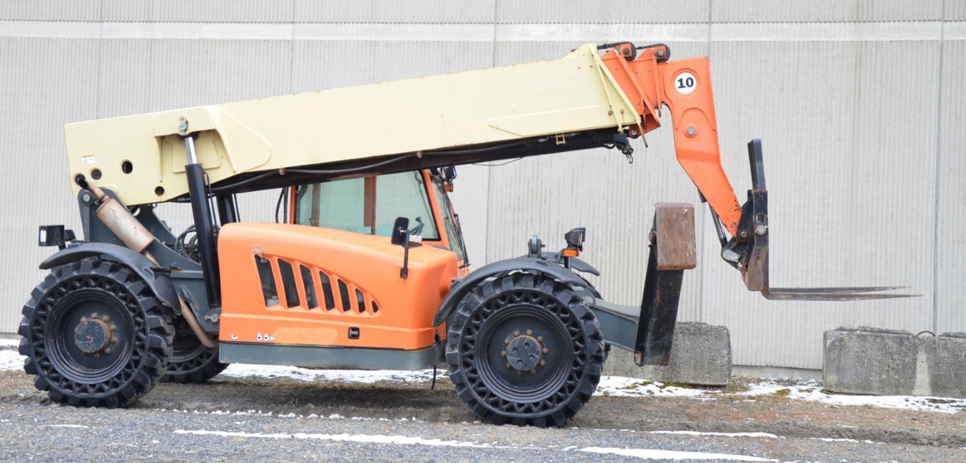 JLG (2011) G10-55A 10,000 LBS. CAPACITY DIESEL TELEHANDLER FORKLIFT WITH 56' MAX VERTICAL LIFT, - Image 20 of 23