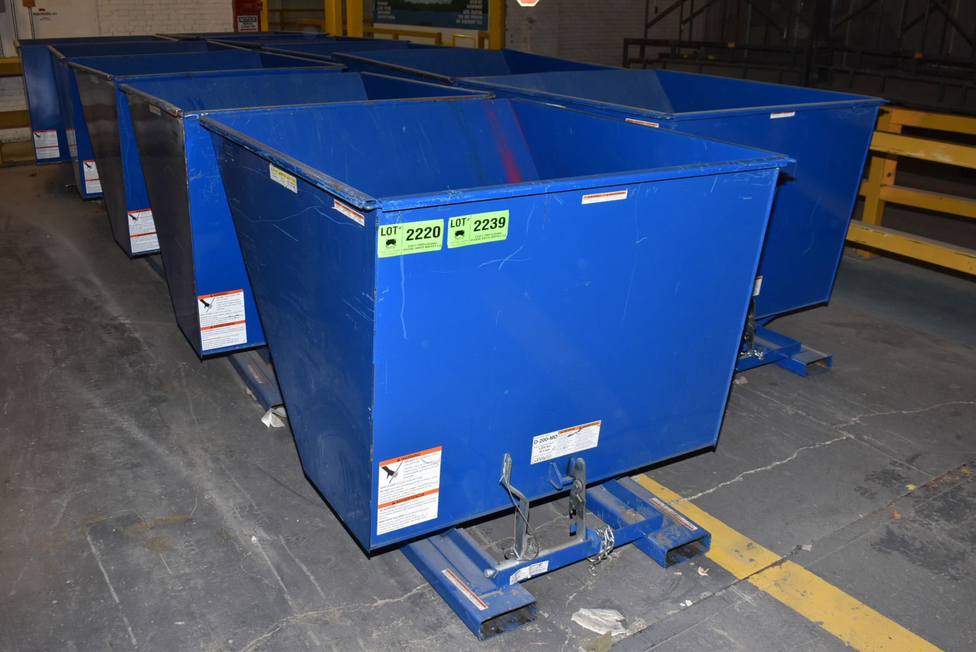 D-200-MD 4,000 LB. CAPACITY SELF DUMPING HOPPER [RIGGING FEES FOR LOT #2234 - $25 USD PLUS