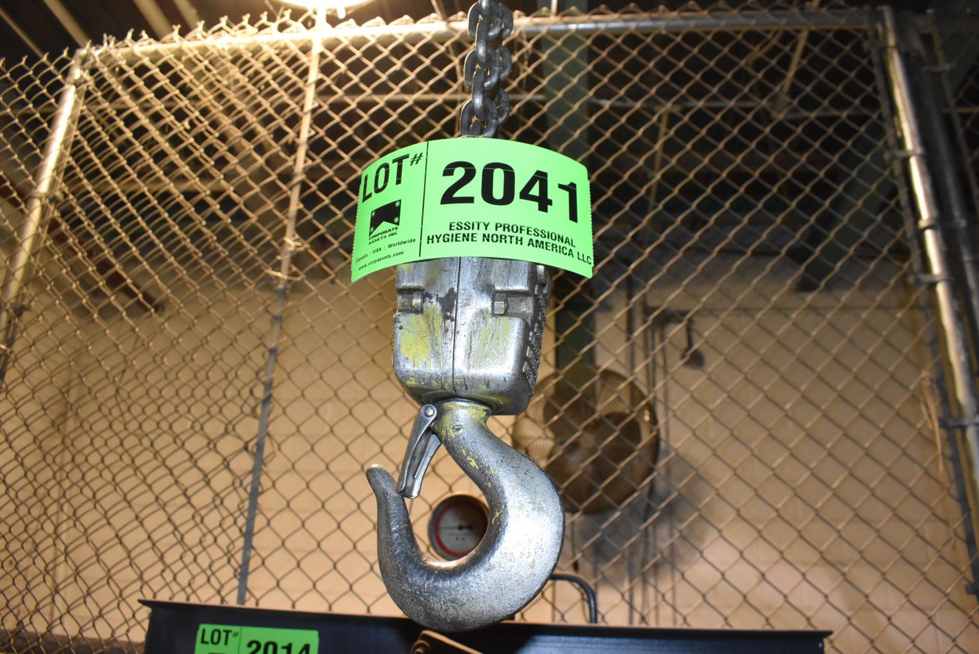CM 2 TON ELECTRIC HOIST WITH PENDENT CONTROL S/N N/A (CI) [RIGGING FEES FOR LOT #2041 - $100 USD - Image 2 of 6