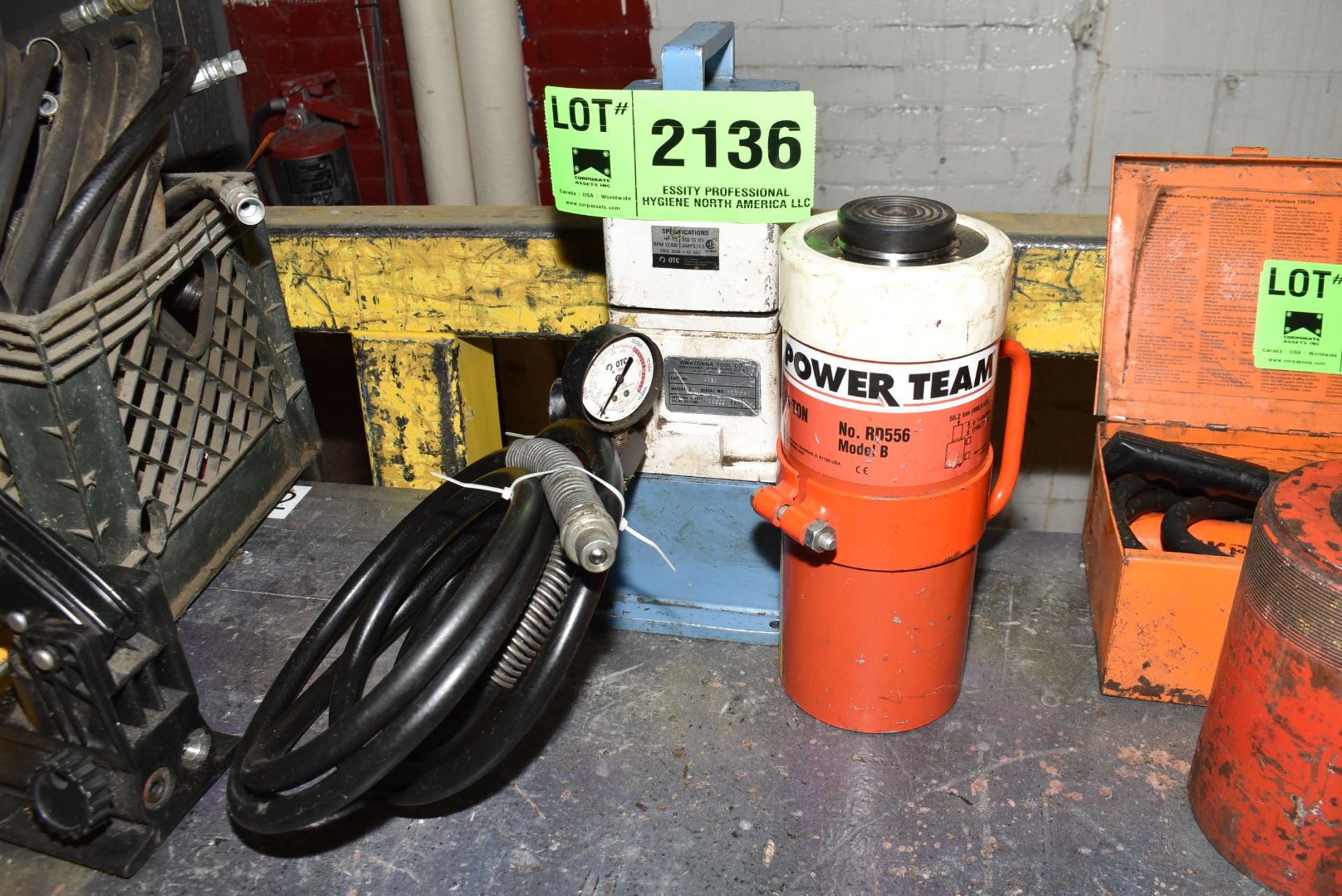 OTC 10000 PSI HYDRAULIC POWER PACK WITH POWER TEAM 55 TON JACK, S/N 315587