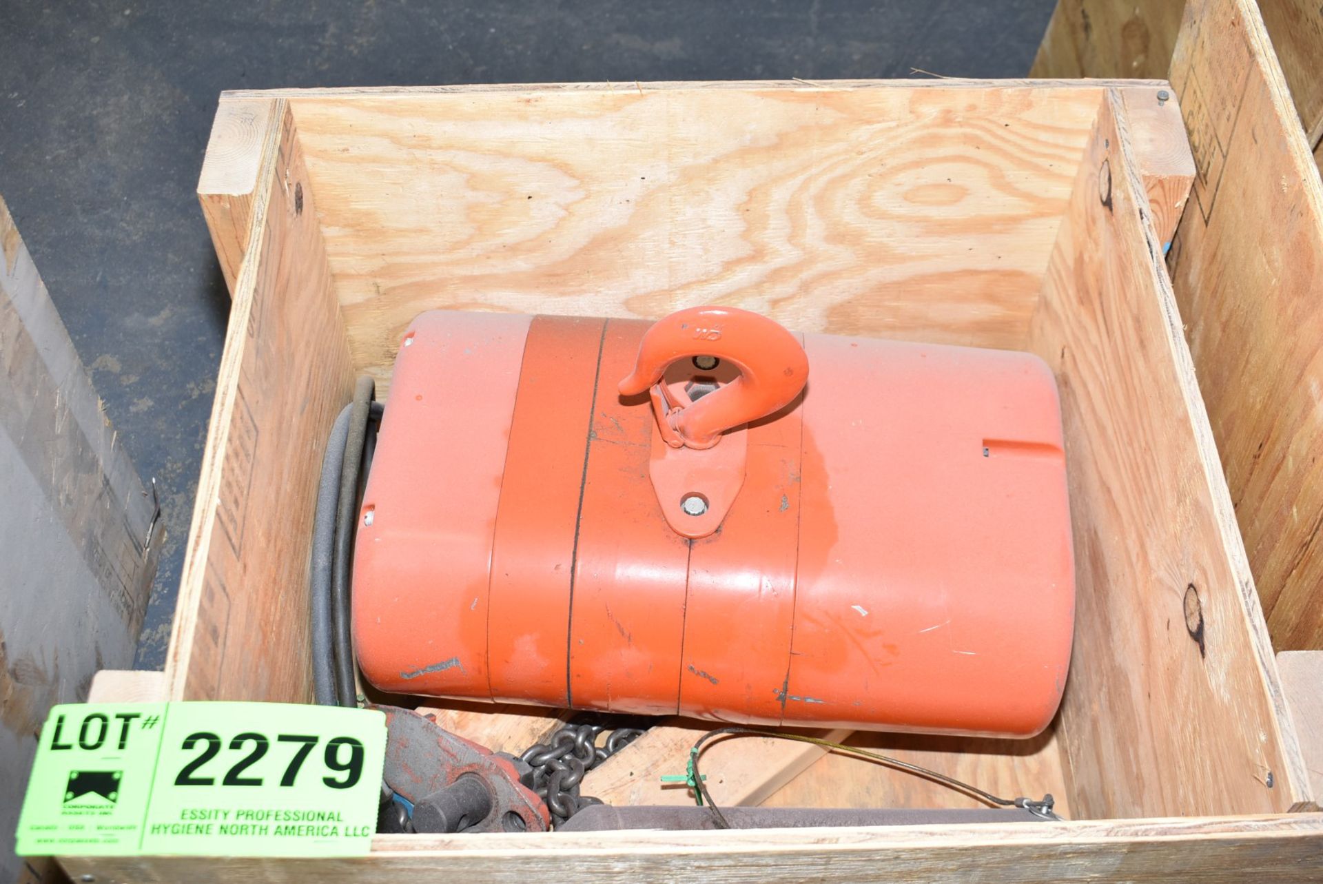 CM LODESTAR 1 TON CAPACITY ELECTRIC HOIST [RIGGING FEES FOR LOT #2279 - $25 USD PLUS APPLICABLE