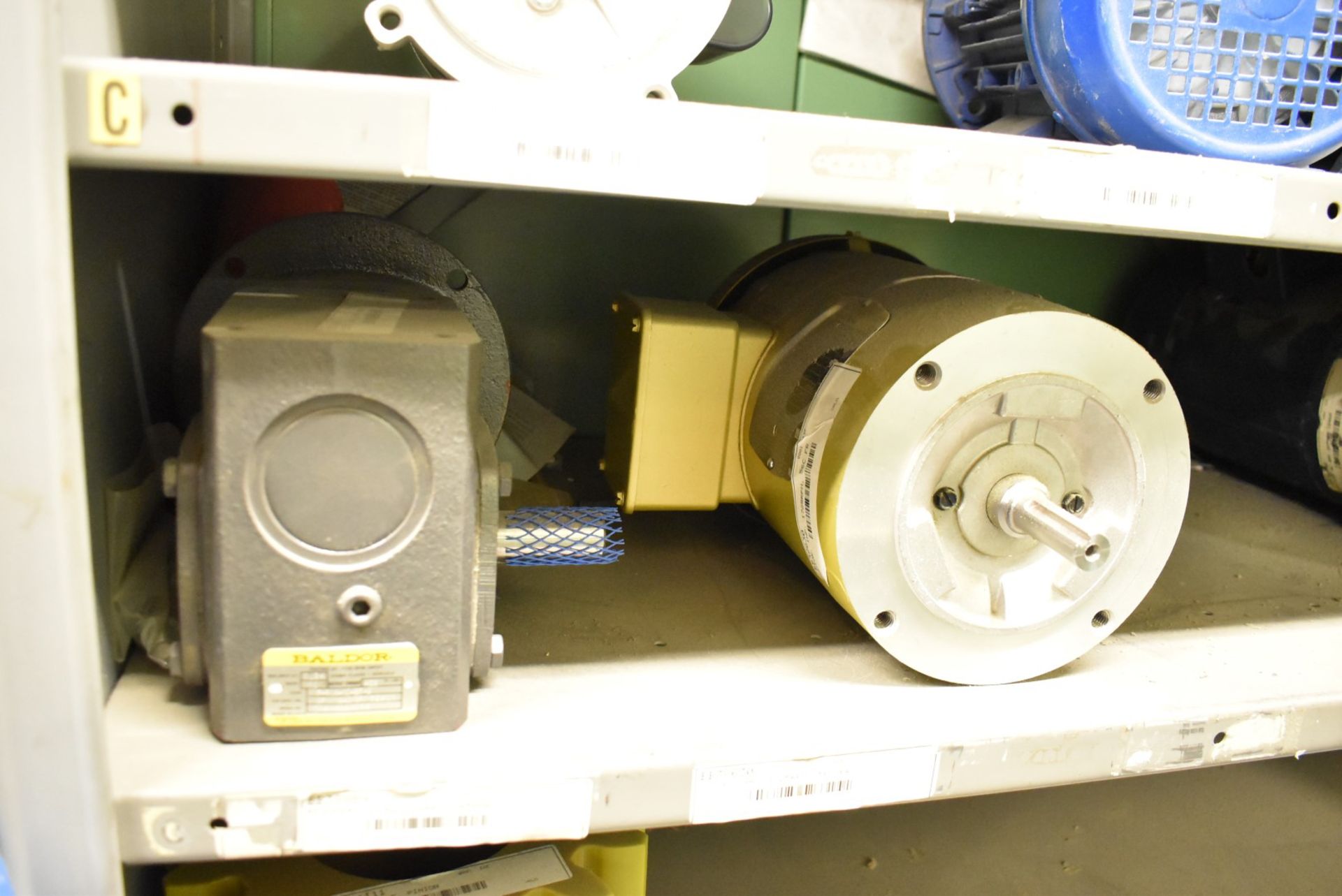 LOT/ CONTENTS OF (3) SHELVES - SPARE MOTORS & GEARBOXES [RIGGING FEES FOR LOT #2439 - $100 USD - Image 2 of 4