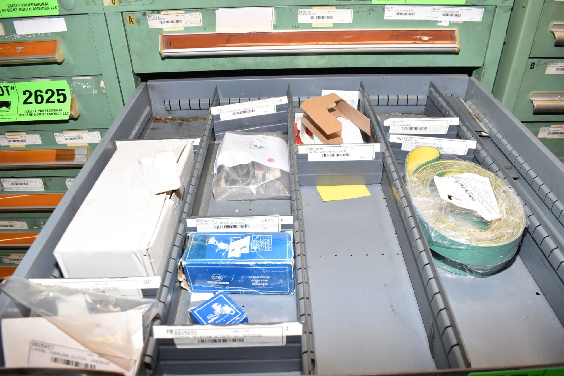 LOT/ CONTENTS OF CABINET - INCLUDING DISC LINING, O-RINGS, ELECTRICAL COMPONENTS, SPROCKETS, - Image 2 of 8