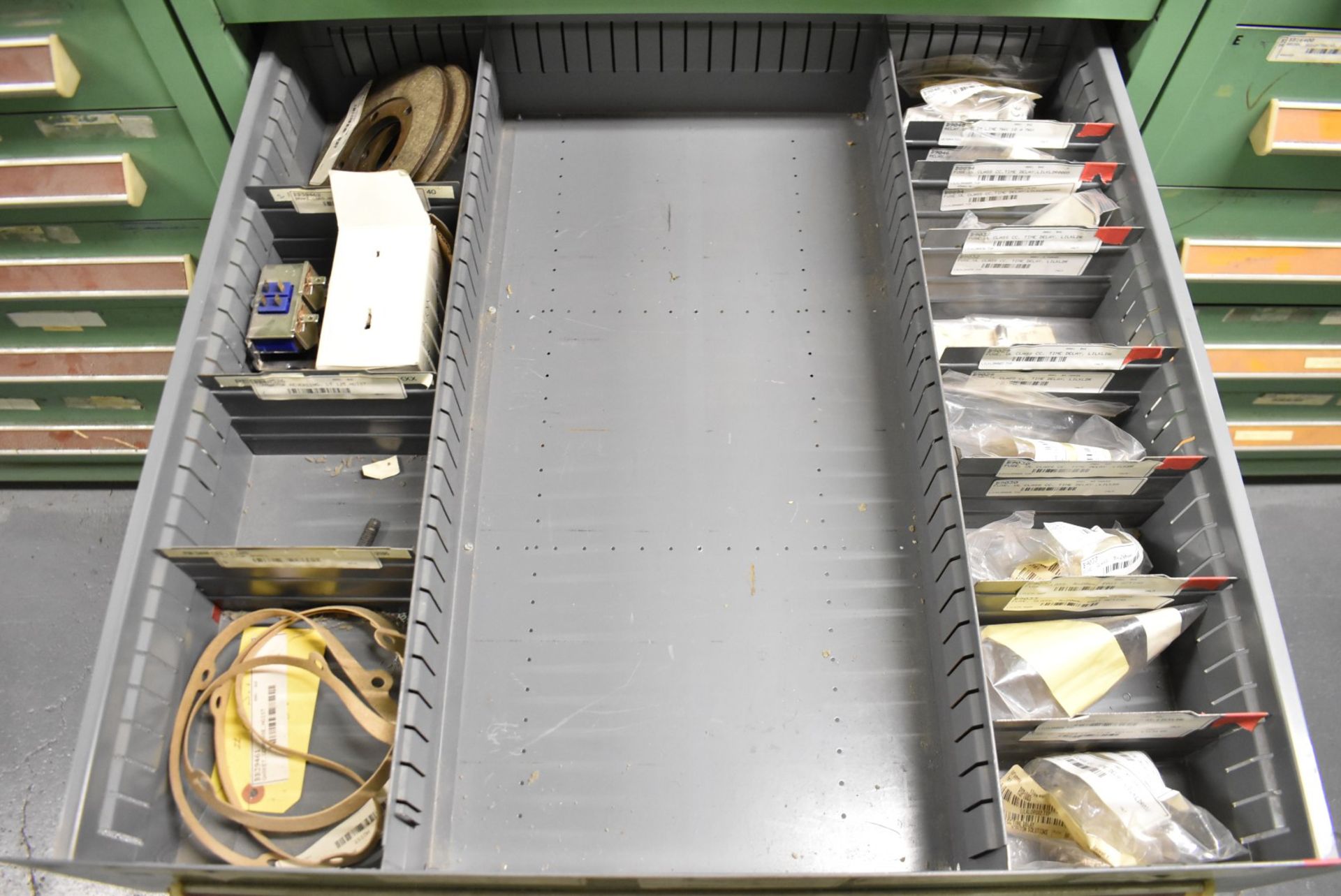 LOT/ CONTENTS OF CABINET - INCLUDING RELAYS, BRUSHES, ELECTRICAL COMPONENTS, FUSES, SEALS, HOIST - Image 4 of 5