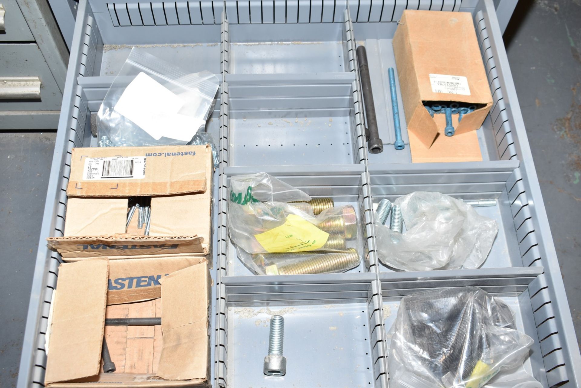 LOT/ CONTENTS OF CABINET - METRIC HARDWARE (TOOL CABINET NOT INCLUDED) [RIGGING FEES FOR LOT #2653 - - Image 10 of 11