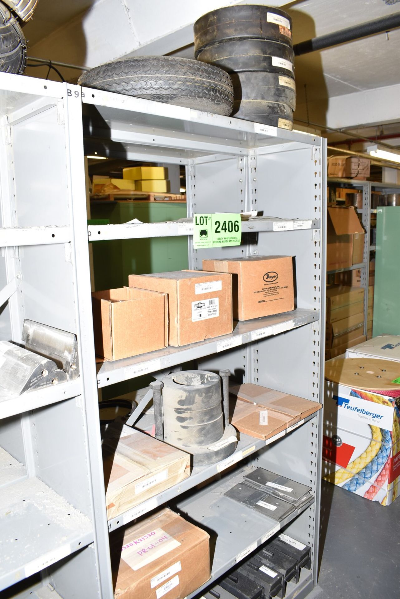 LOT/ CONTENTS OF SHELF - INCLUDING SPARE NEVER-FLAT WHEELS, BUSHINGS, SAW BLADES, DUST BAGS, FOIL