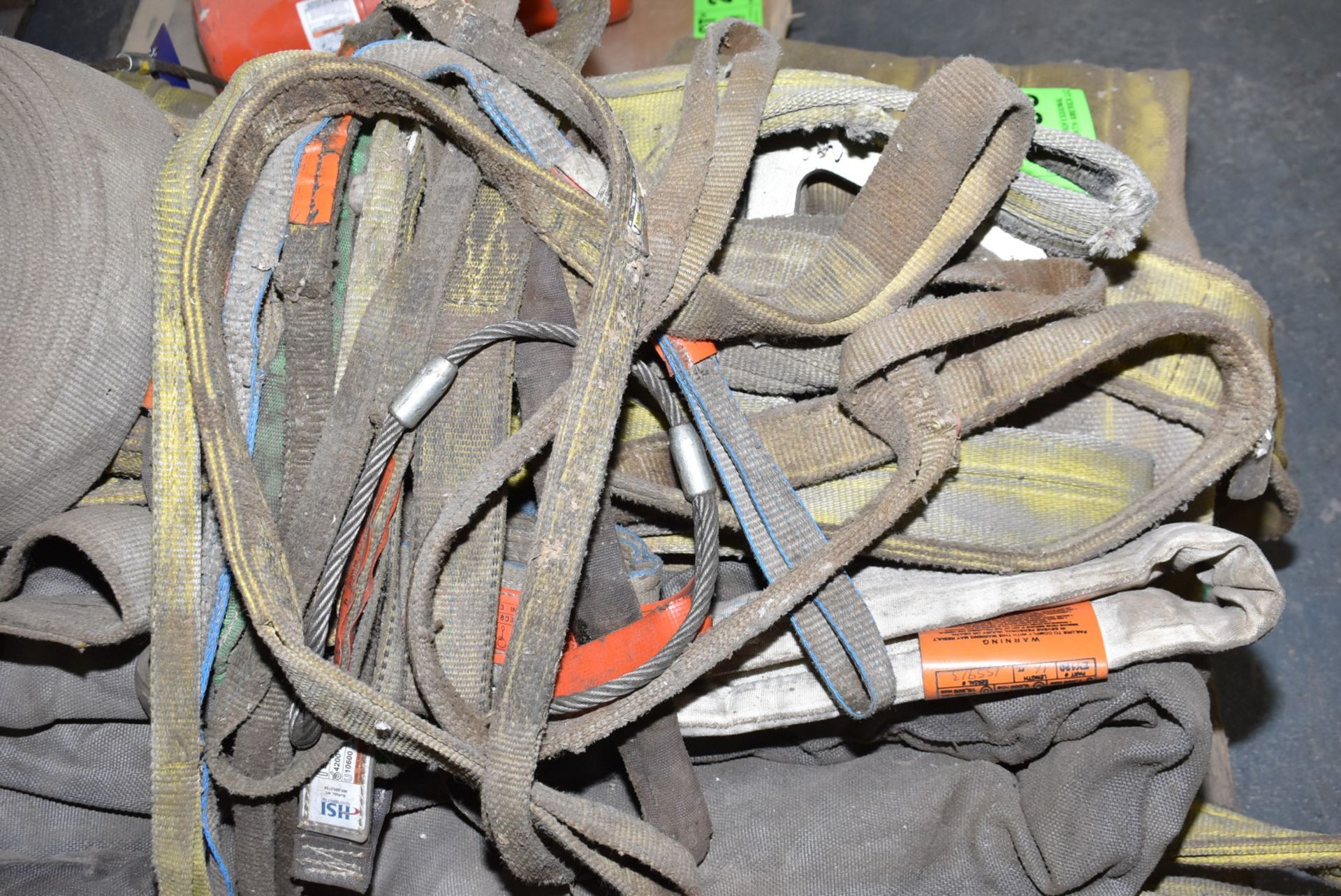 LOT/ SKID WITH LIFTING STRAPS & SLINGS [RIGGING FEES FOR LOT #2295 - $50 USD PLUS APPLICABLE TAXES] - Image 4 of 4