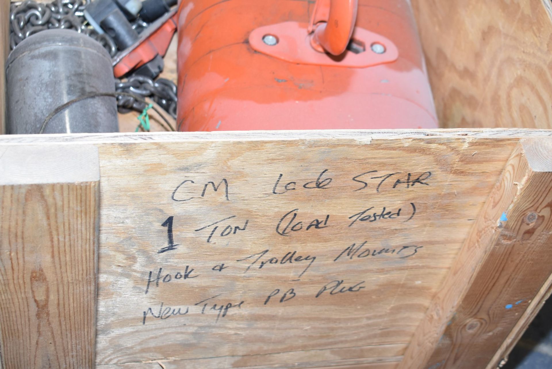 CM LODESTAR 1 TON CAPACITY ELECTRIC HOIST [RIGGING FEES FOR LOT #2279 - $25 USD PLUS APPLICABLE - Bild 3 aus 3