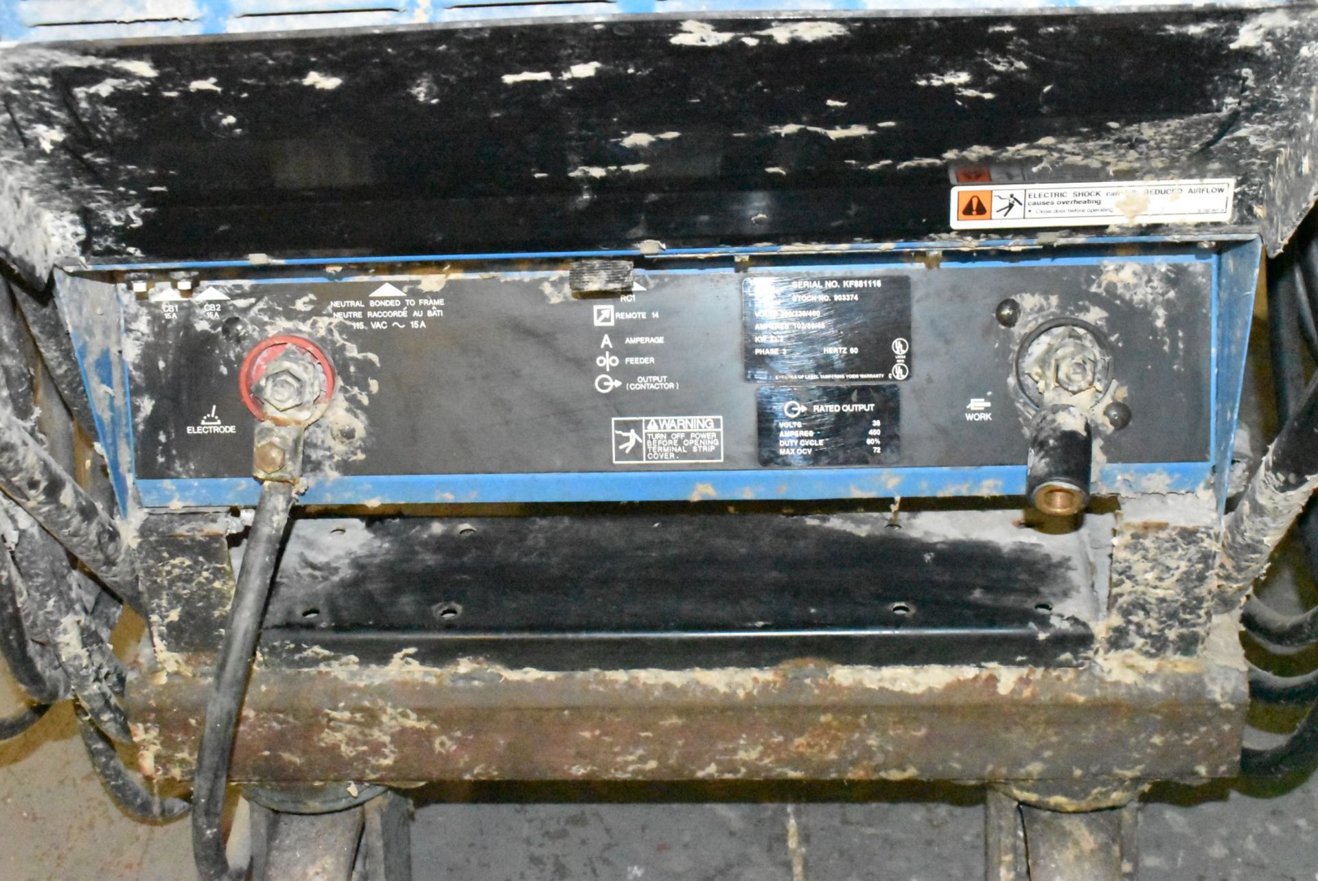 MILLER GOLDSTAR 452 DIGITAL CC/DC WELDER WITH CABLES AND GUN, S/N KF881116 (CI) [RIGGING FEES FOR - Image 5 of 9