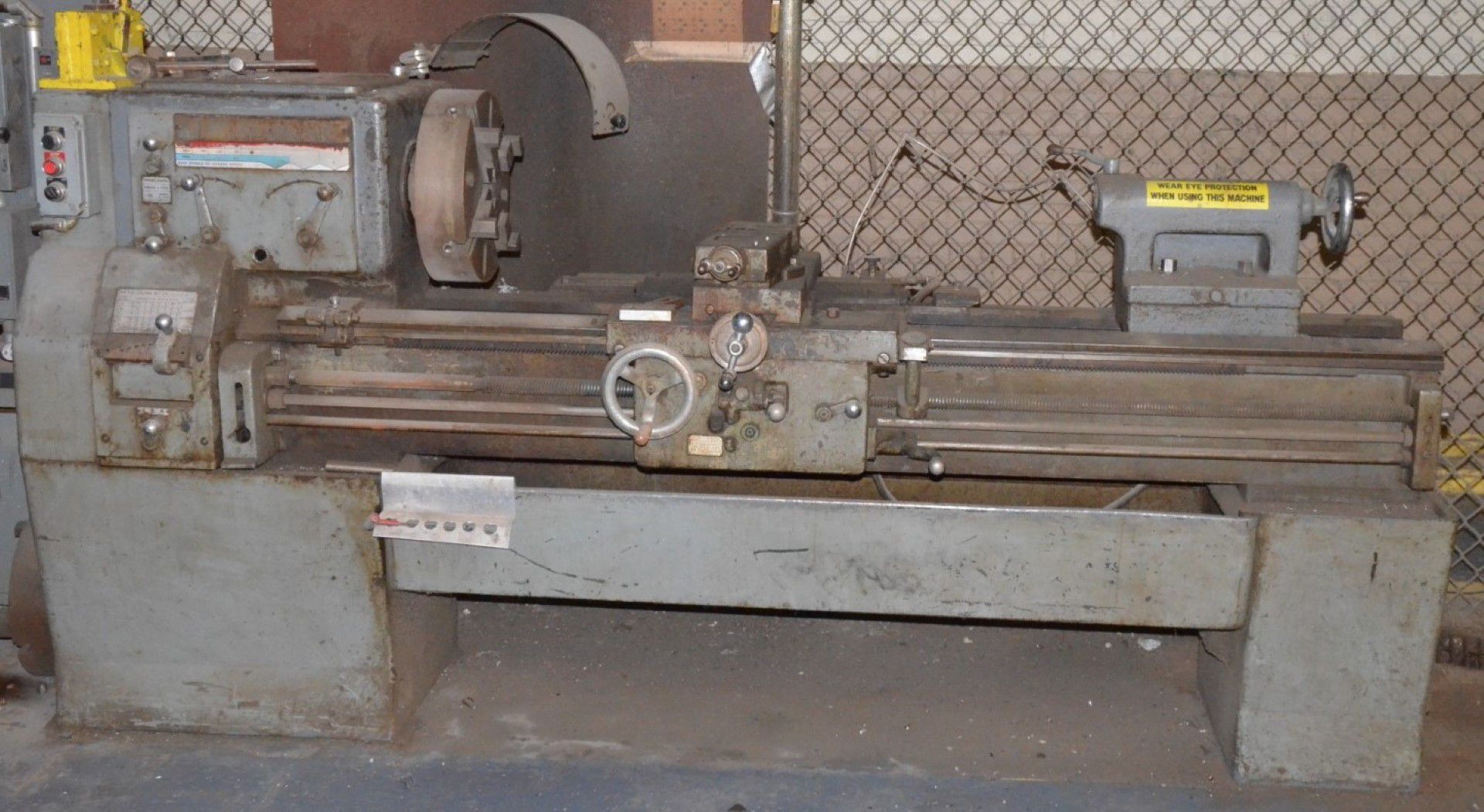 LEBLOND RK ENGINE LATHE WITH 22" SWING, 60" BETWEEN CENTERS, 12" 4-JAW CHUCK, SPEEDS TO 1000 RPM,