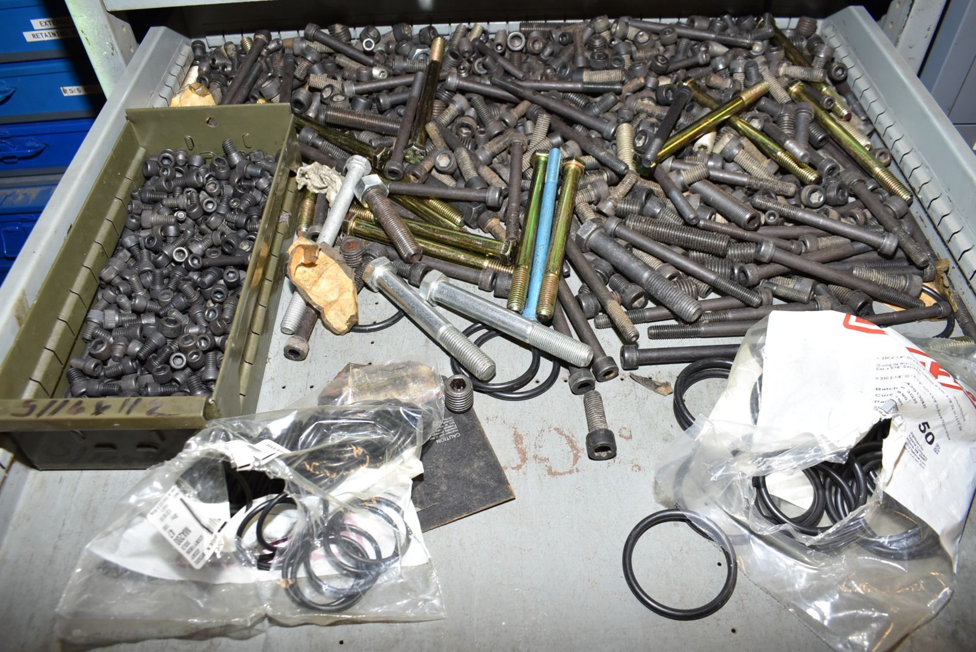 LOT/ CONTENTS OF CABINET - INCLUDING HARDWARE, O-RINGS (TOOL CABINET NOT INCLUDED) [RIGGING FEES FOR - Image 3 of 9