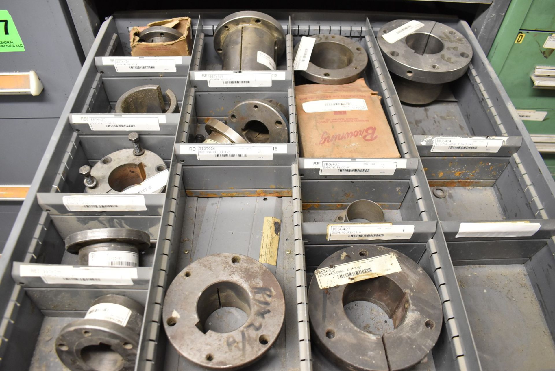 LOT/ CONTENTS OF CABINET - INCLUDING O-RINGS, BUSHINGS, SPROCKETS, BELTS, SPARE PARTS (TOOL - Image 3 of 5