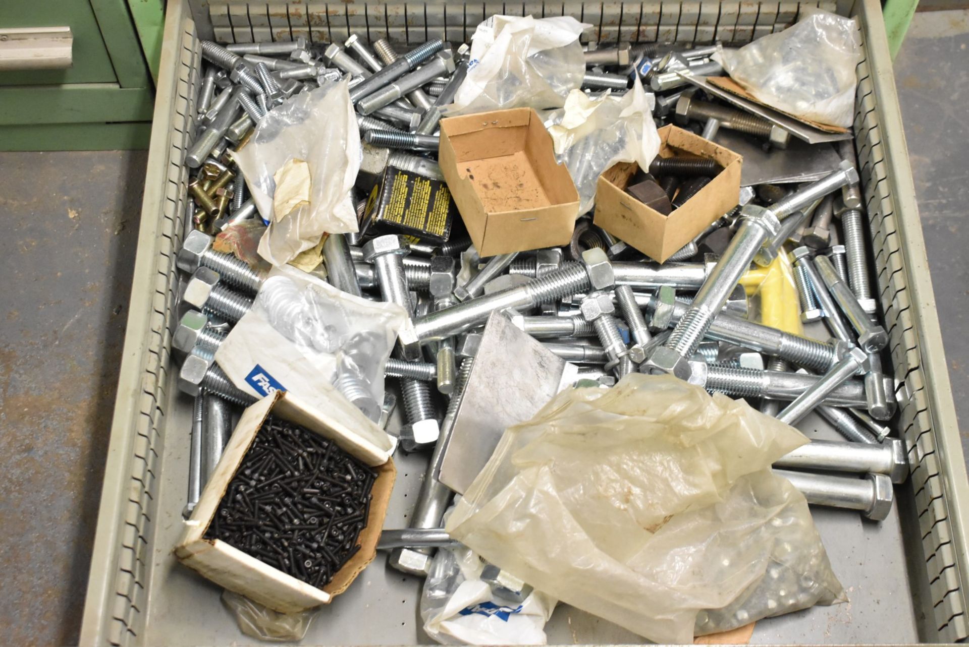LOT/ CONTENTS OF CABINET - HARDWARE (TOOL CABINET NOT INCLUDED) [RIGGING FEES FOR LOT #2655 - $TBD - Image 11 of 11