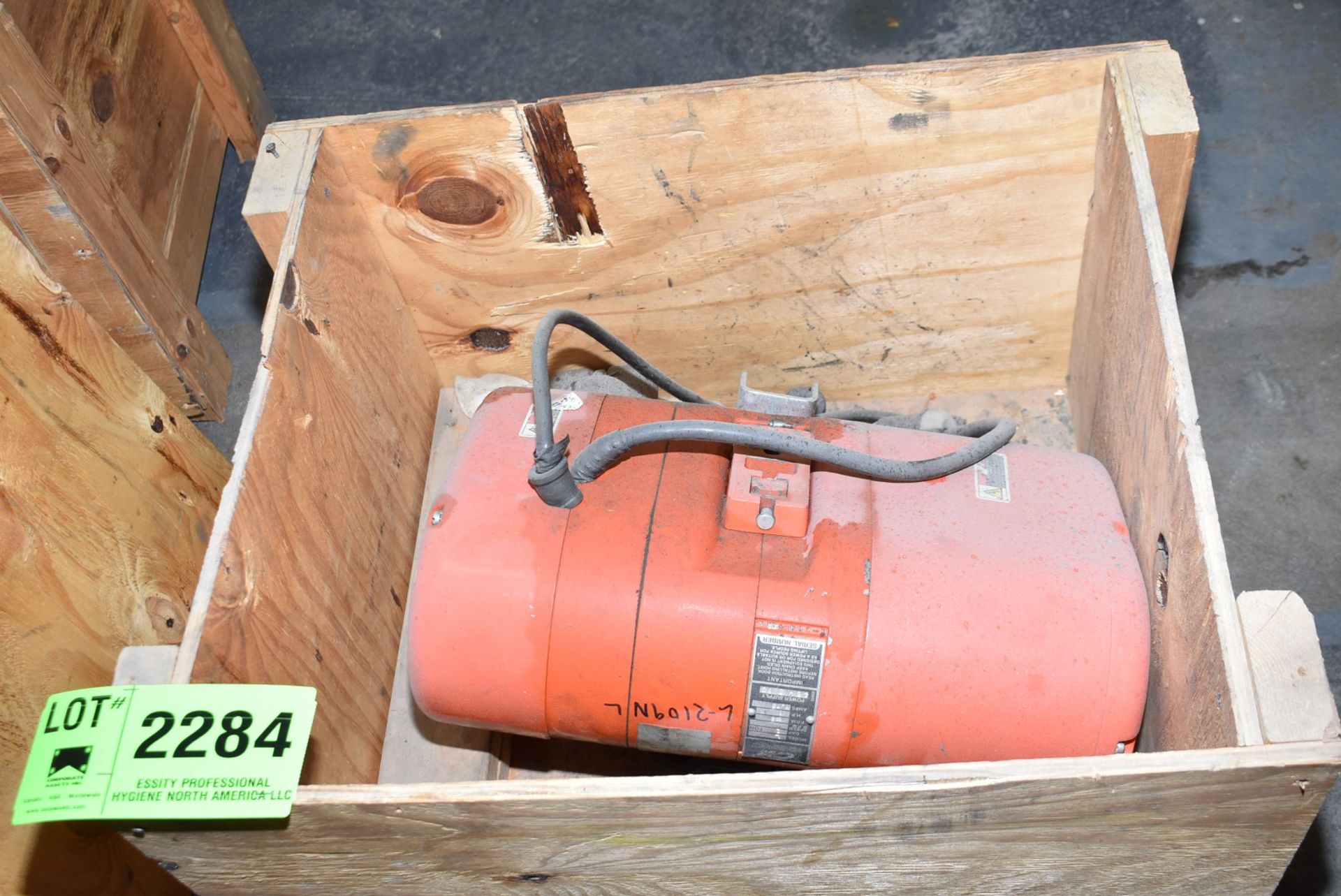 CM LODESTAR 2 TON CAPACITY ELECTRIC HOIST [RIGGING FEES FOR LOT #2284 - $25 USD PLUS APPLICABLE