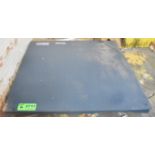 ULINE 60"X60" FLOOR SCALE PLATFORM [RIGGING FEES FOR LOT #2717 - $100 USD PLUS APPLICABLE TAXES]