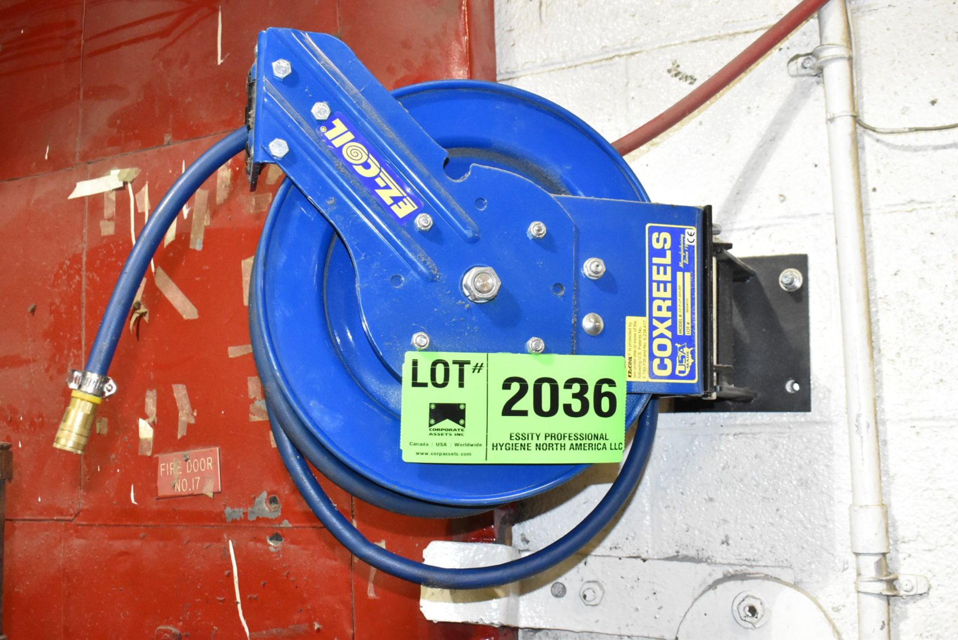 COXREEL RETRACTABLE HOSE REEL [RIGGING FEES FOR LOT #2036 - $25 USD PLUS APPLICABLE TAXES]