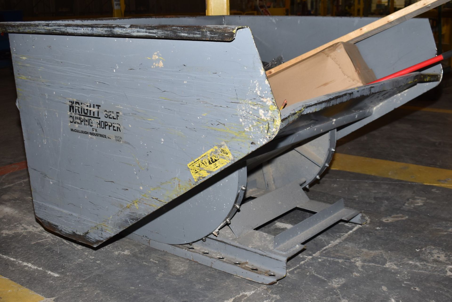 WRIGHT LARGE CAPACITY SELF DUMPING HOPPER [RIGGING FEES FOR LOT #2219 - $25 USD PLUS APPLICABLE - Image 2 of 2