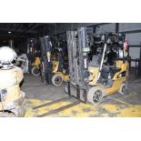 CATERPILLAR 2C5000 4,950 LB. CAPACITY LPG FORKLIFT WITH 187" MAX. VERTICAL LIFT, 3-STAGE HIGH