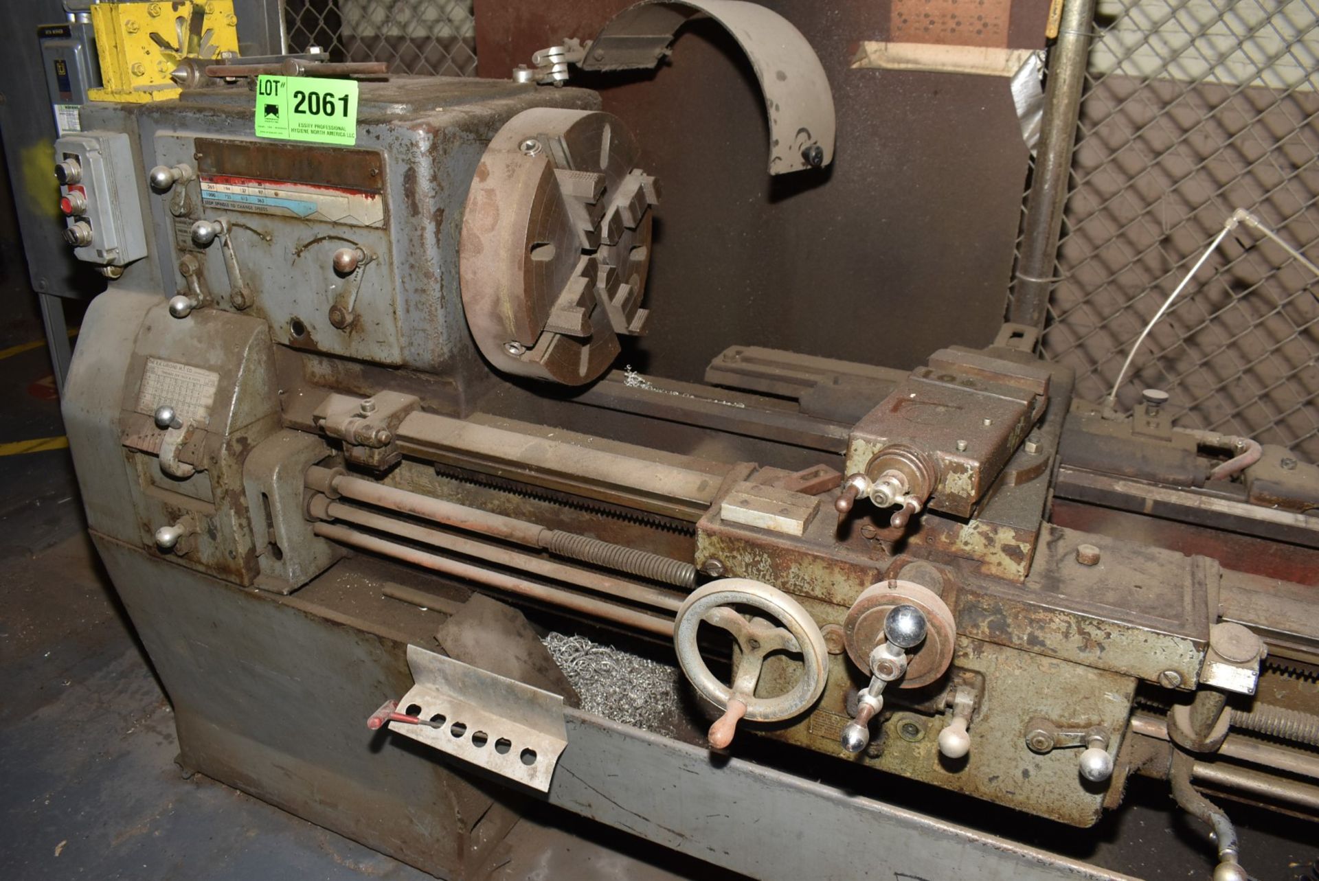 LEBLOND RK ENGINE LATHE WITH 22" SWING, 60" BETWEEN CENTERS, 12" 4-JAW CHUCK, SPEEDS TO 1000 RPM, - Image 3 of 6