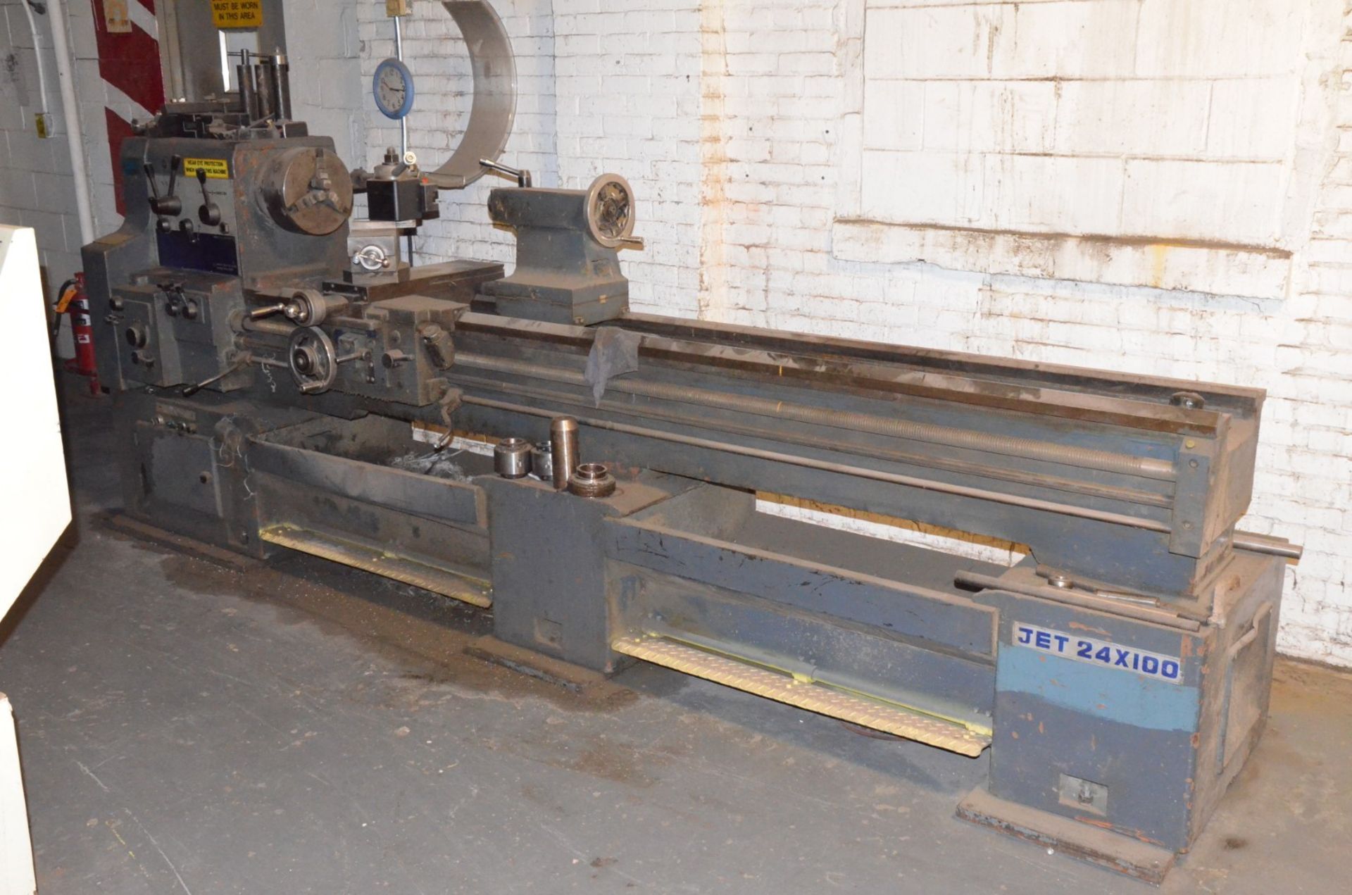 JET JE24X100 GAP BED ENGINE LATHE WITH 24" SWING OVER BED, 33" SWING IN THE GAP, 100" BETWEEN - Image 2 of 12