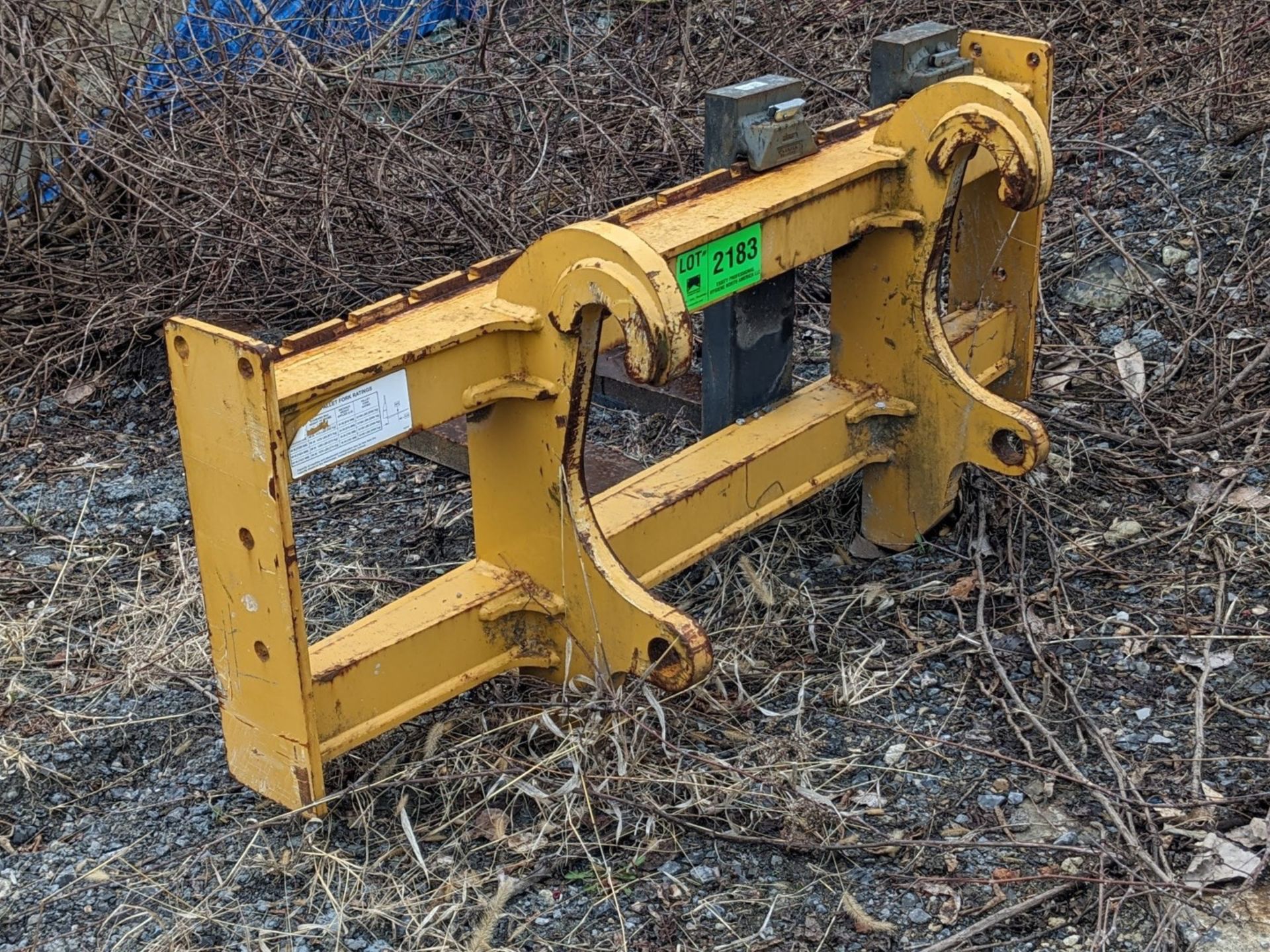 WHEEL LOADER FORK ATTACHMENT (CI) [RIGGING FEES FOR LOT #2183 - $50 USD PLUS APPLICABLE TAXES]