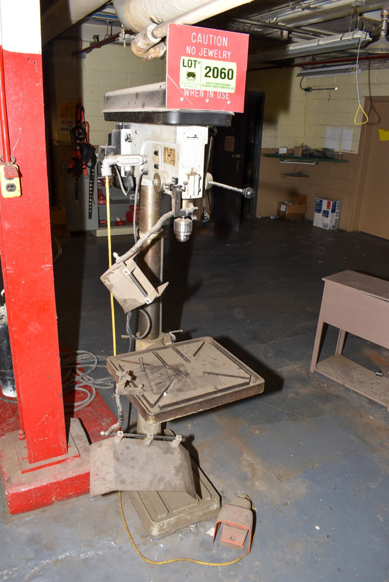 MANHATTAN MSC MODEL 95-235 HEAVY DUTY FLOOR TYPE DRILL PRESS WITH SPEEDS TO 4200 RPM, 1 HP DRIVE - Image 2 of 3