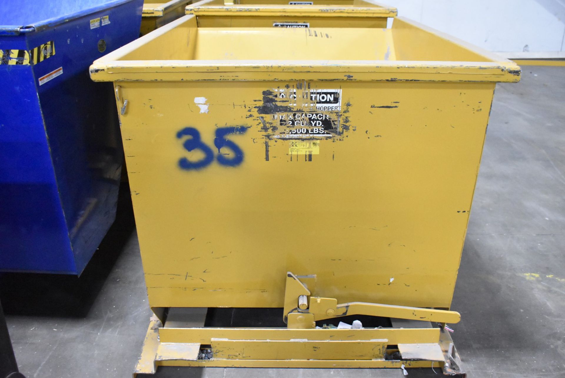 KOKE 3,500 LB. CAPACITY 2 CU. YD SELF DUMPING HOPPER [RIGGING FEES FOR LOT #2245 - $25 USD PLUS - Image 3 of 4