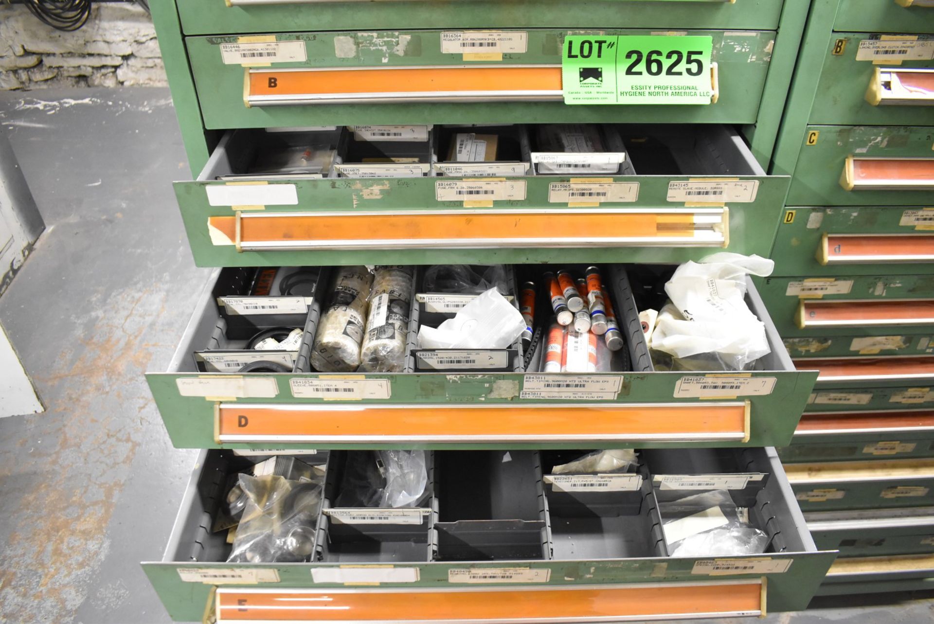 LOT/ CONTENTS OF CABINET - INCLUDING AIR LINE FITTINGS, REGULATORS, FUSES, ELECTRICAL COMPONENTS,