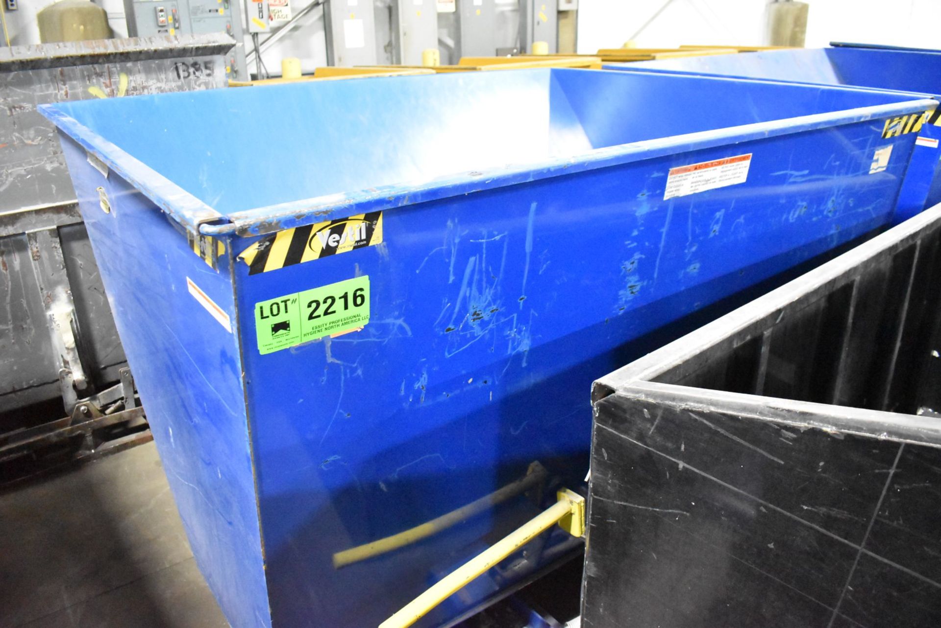 D-300-HD 6,000 LB. CAPACITY SELF DUMPING HOPPER [RIGGING FEES FOR LOT #2216 - $25 USD PLUS