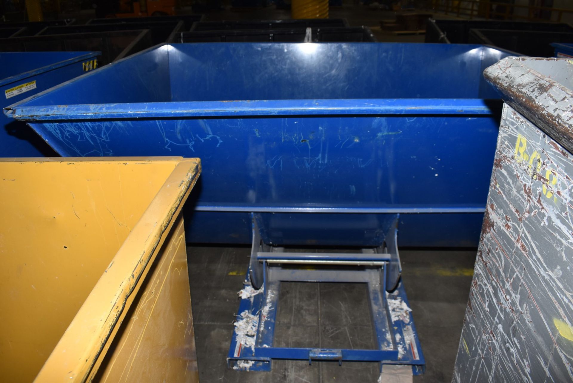 D-300-HD 6,000 LB. CAPACITY SELF DUMPING HOPPER [RIGGING FEES FOR LOT #2216 - $25 USD PLUS - Image 3 of 3