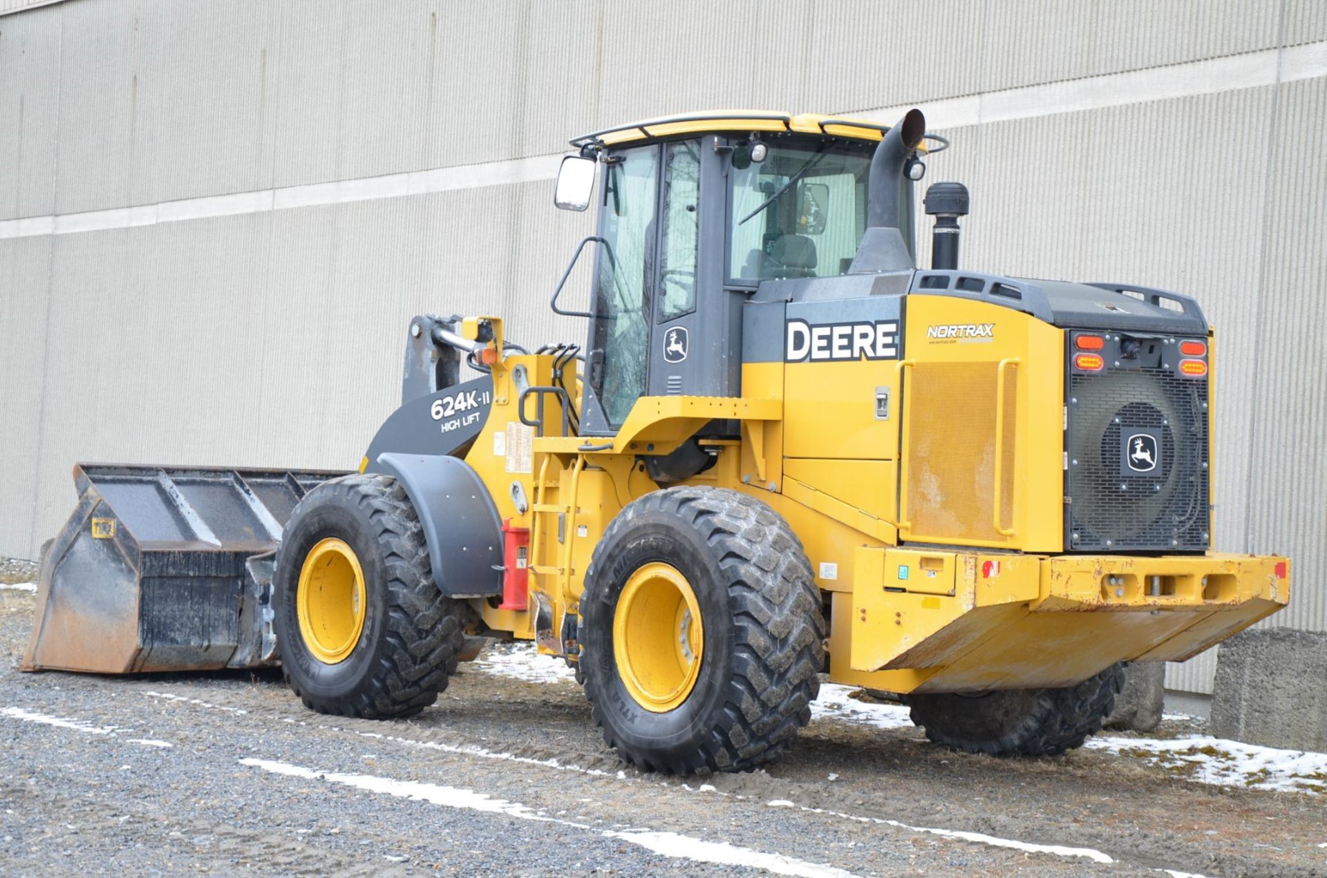 JOHN DEERE (2017) 624K II HIGH LIFT ARTICULATING FRONT END WHEEL LOADER WITH DIGITAL LOAD SCALE, - Image 8 of 22