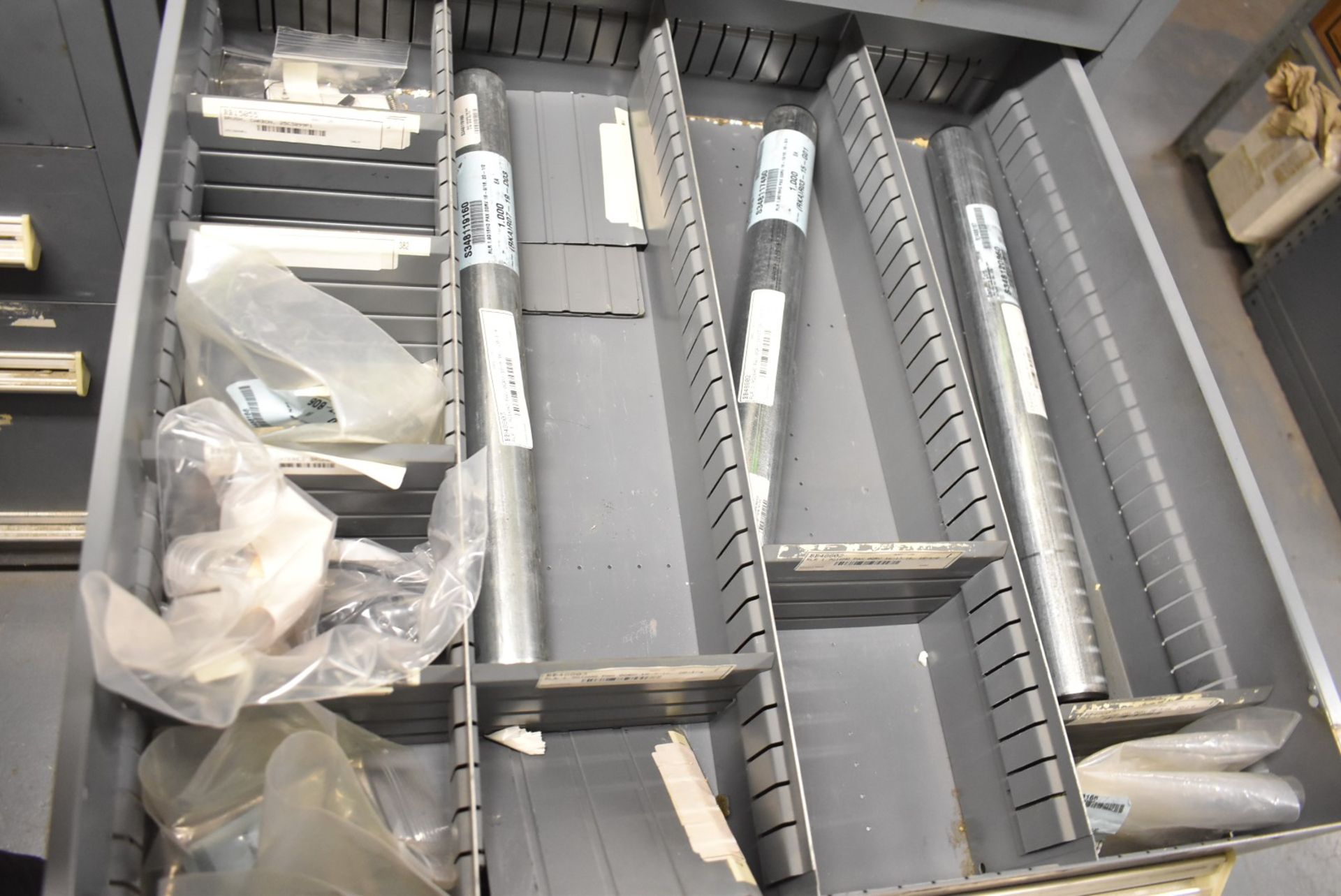 LOT/ REMAINING CONTENTS OF CABINET - SR-4 WRAPPER SPARE PARTS & COMPONENTS (TOOL CABINET NOT - Image 5 of 7