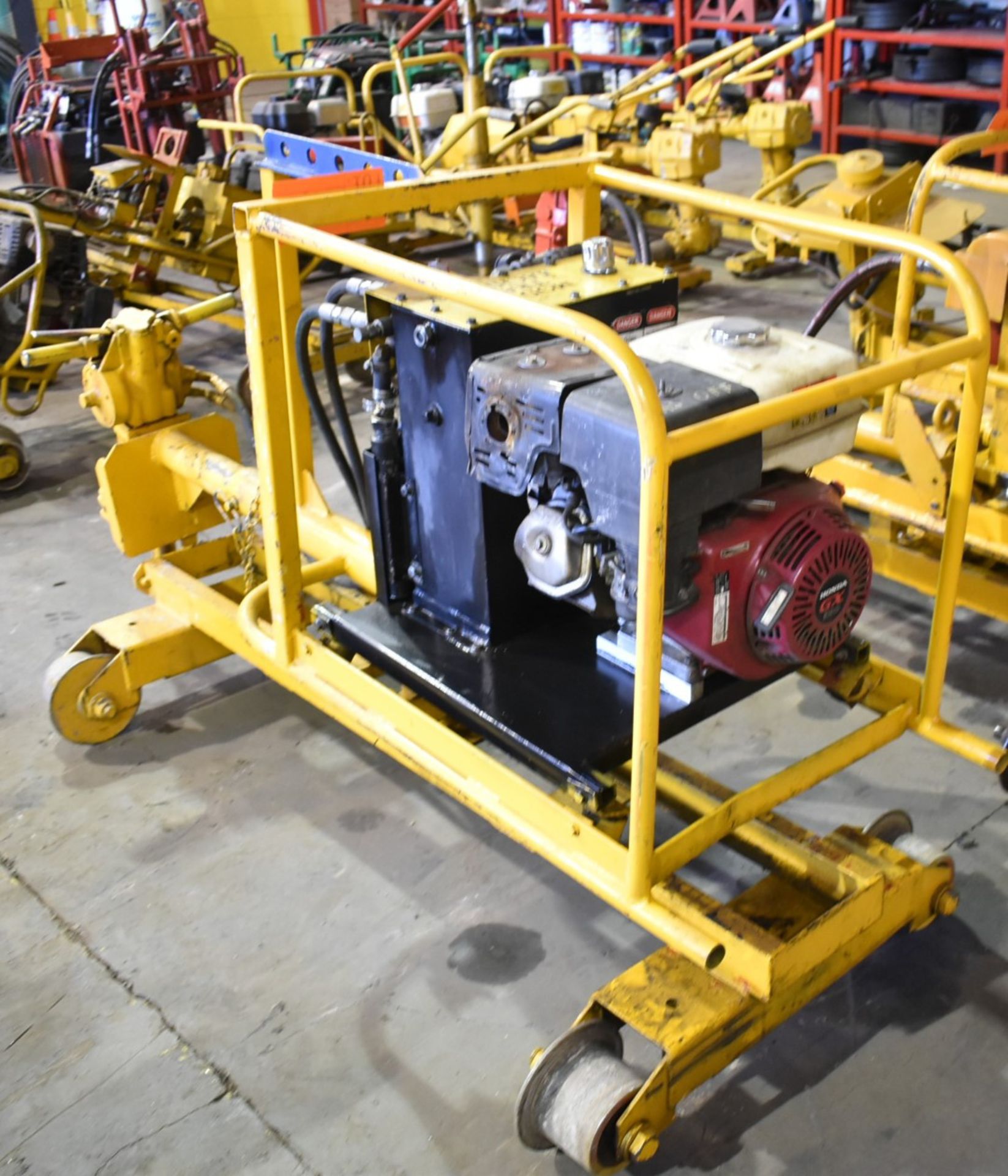 GEISMAR DC-8 RAIL CART MOUNTED SPIKE DRIVER WITH HYDRAULIC POWER PACK, HONDA GX390 GAS ENGINE, - Image 2 of 6