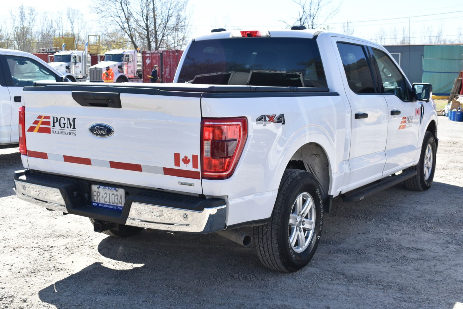 FORD (2021) F150 XLT CREW CAB PICKUP TRUCK WITH 3.5L 6 CYL. GAS ENGINE, AUTO. TRANSMISSION, 4X4, - Image 4 of 15