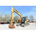 CATERPILLAR (2003) 318CL HYDRAULIC TRACKED EXCAVATOR WITH CATERPILLAR DIESEL ENGINE, ADVANCED MAGNET